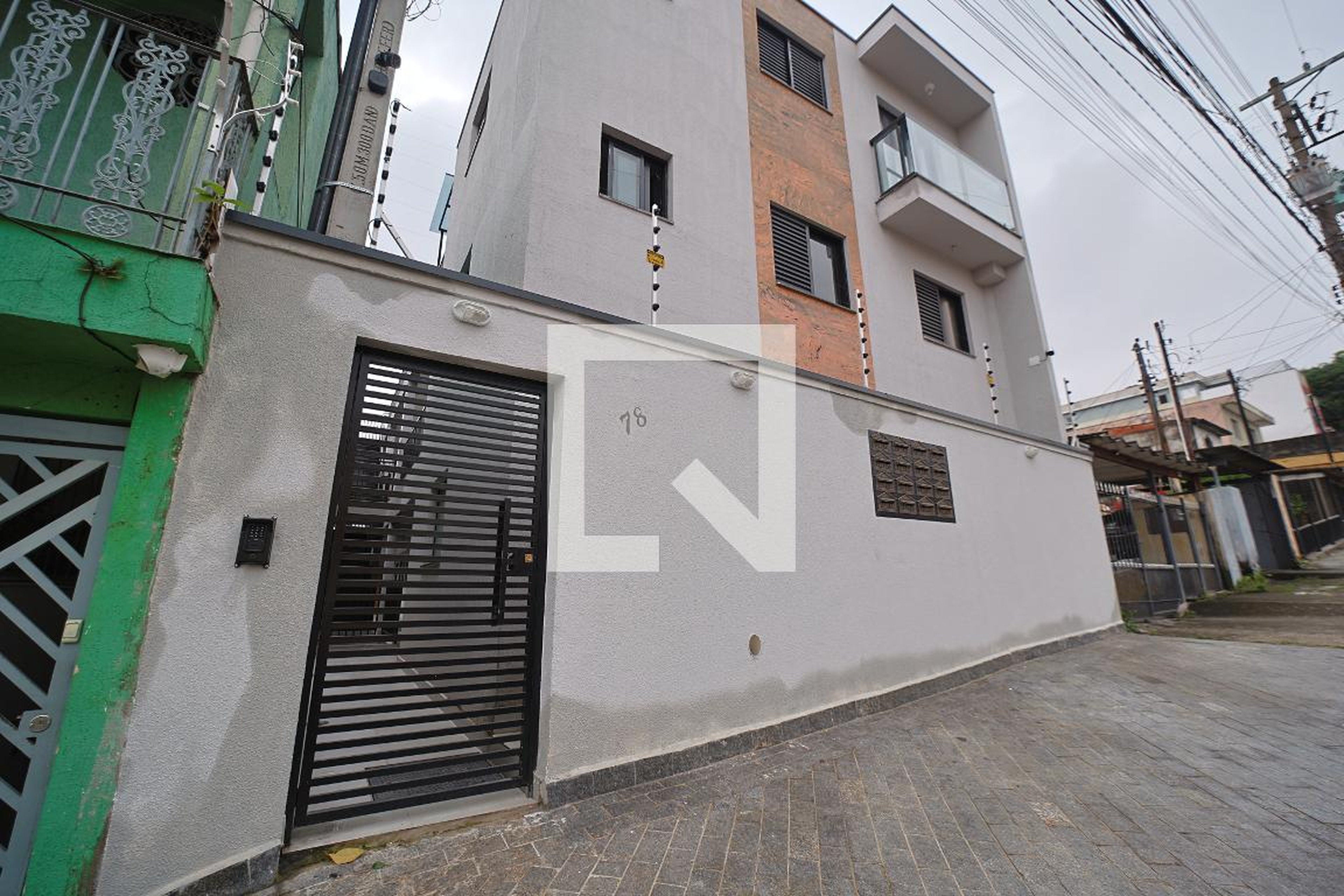 Fachada Condomínio em Rua Senador Godói, 78