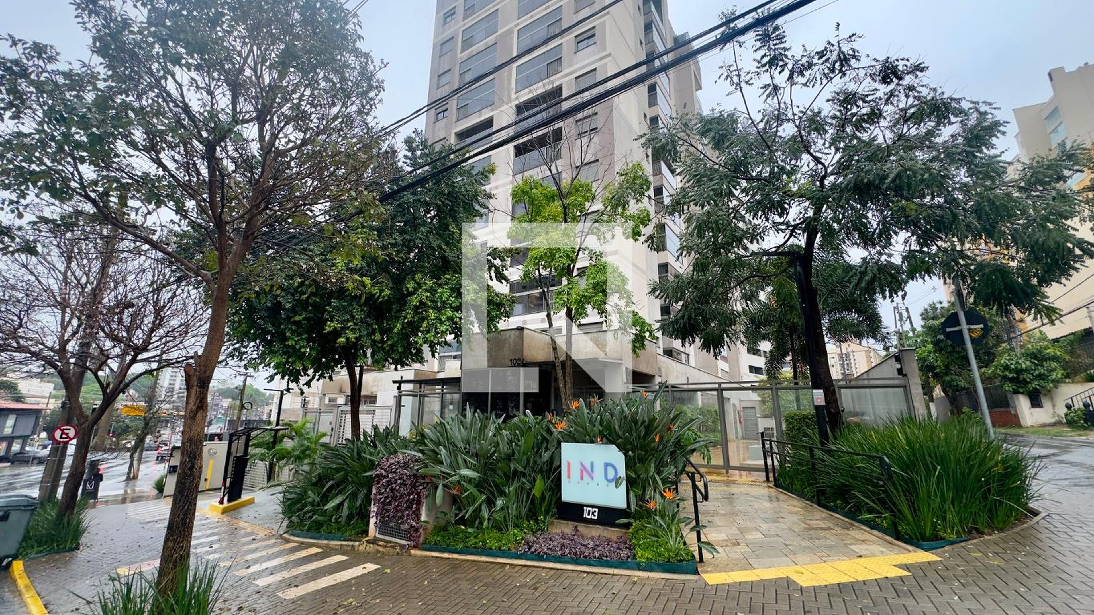 Fachada Condomínio IND Cambuí