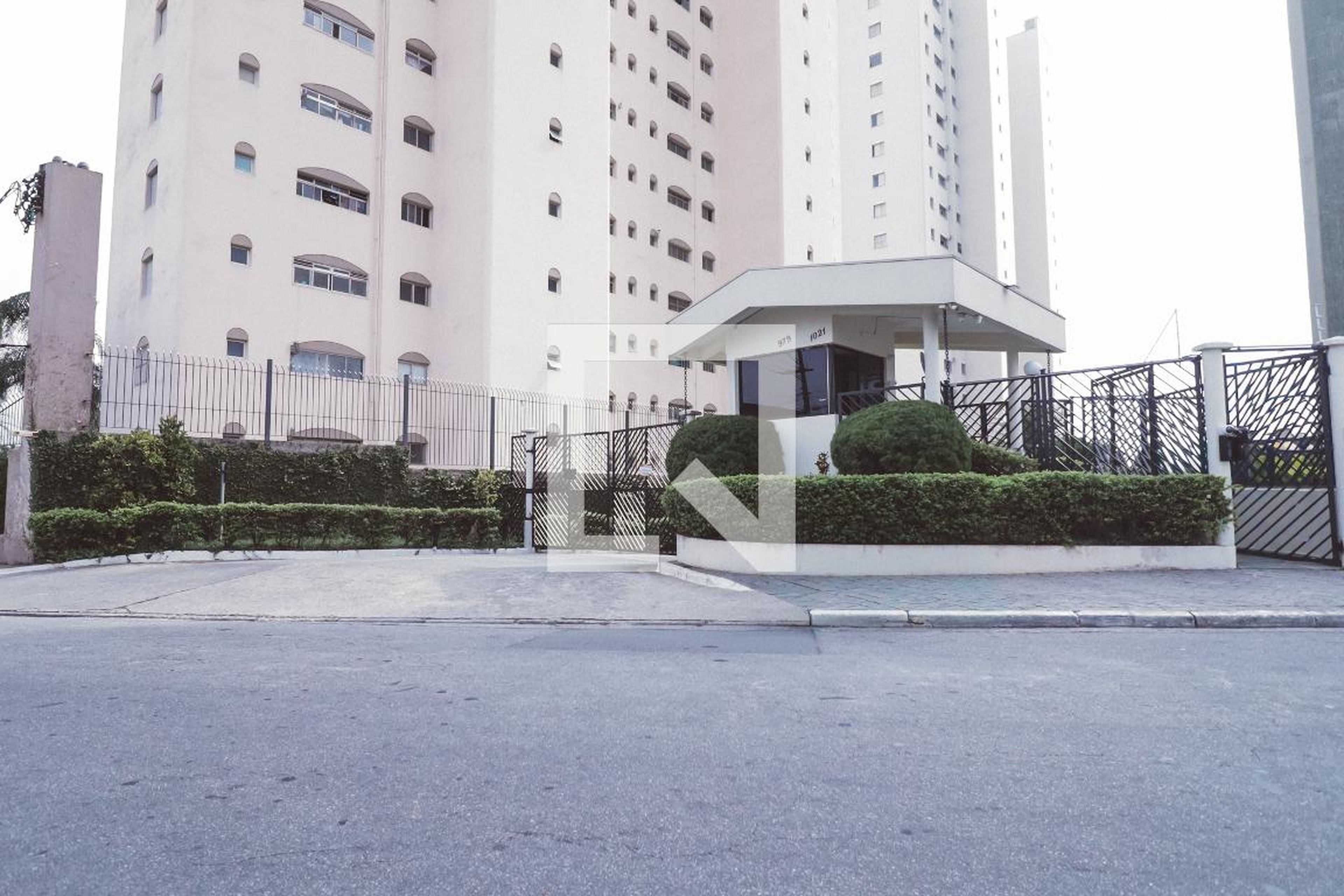 Fachada do Prédio Condomínio Carolina
