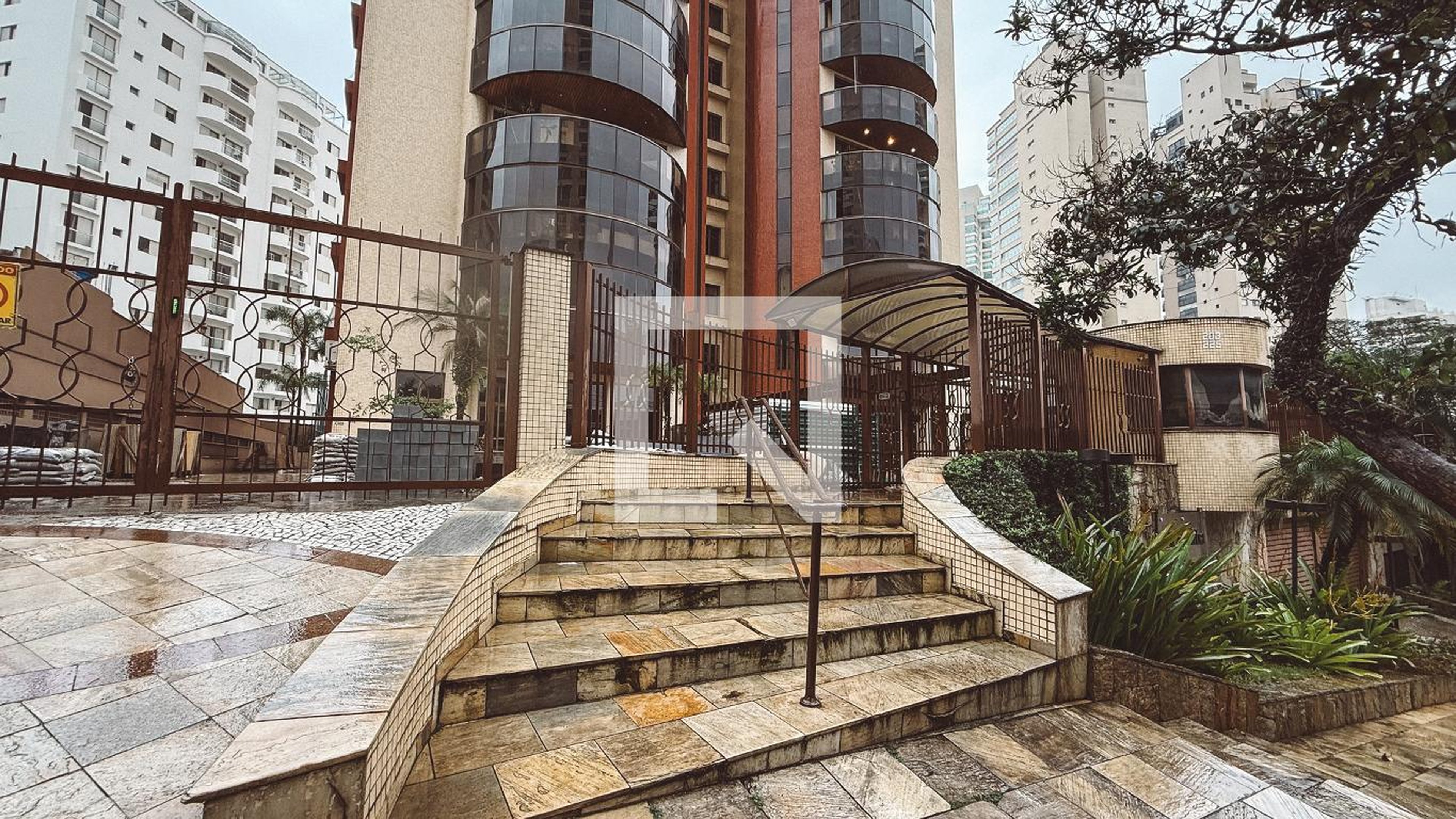 Fachada do Prédio Edifício Máximo