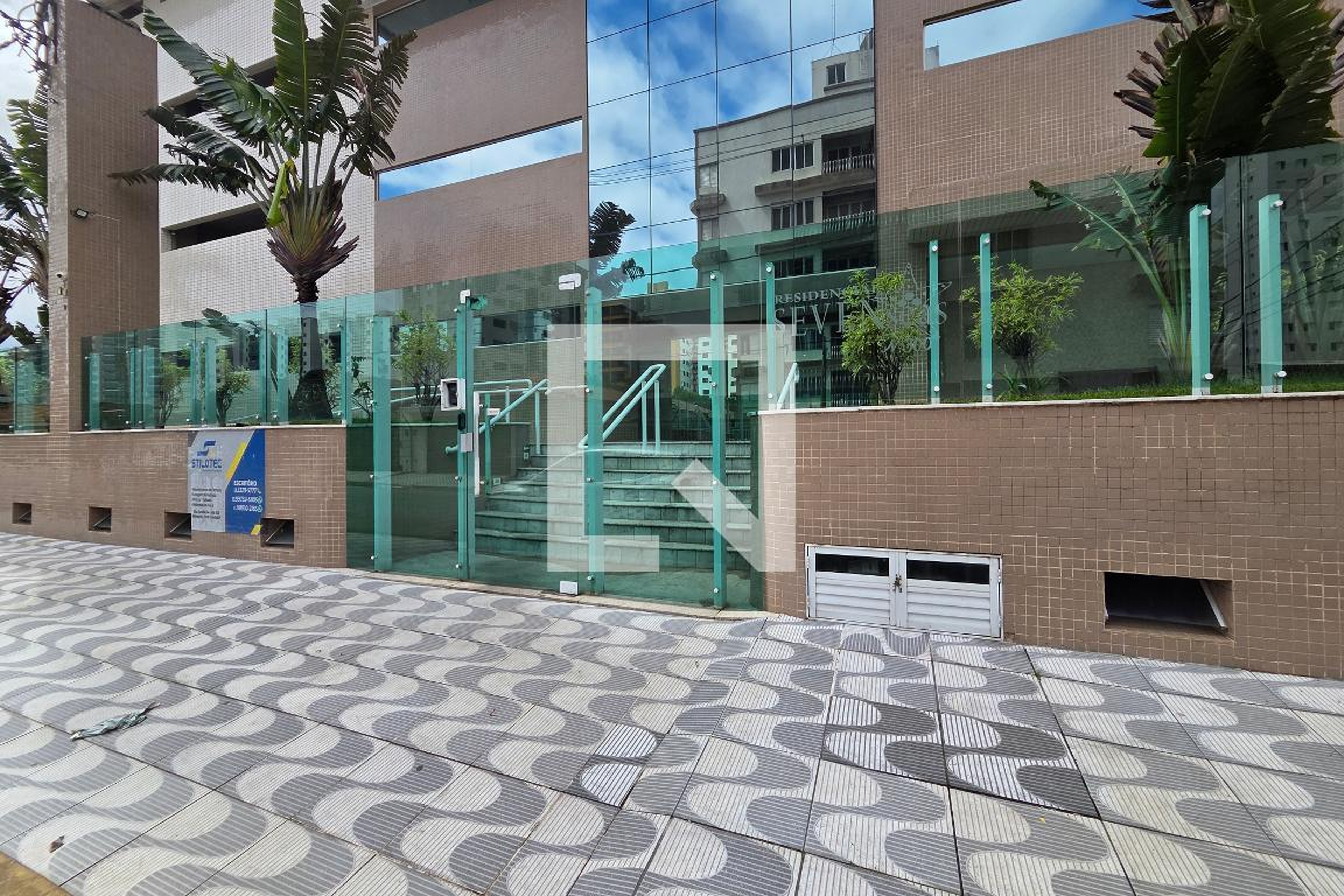 Fachada Condomínio Seven Seas