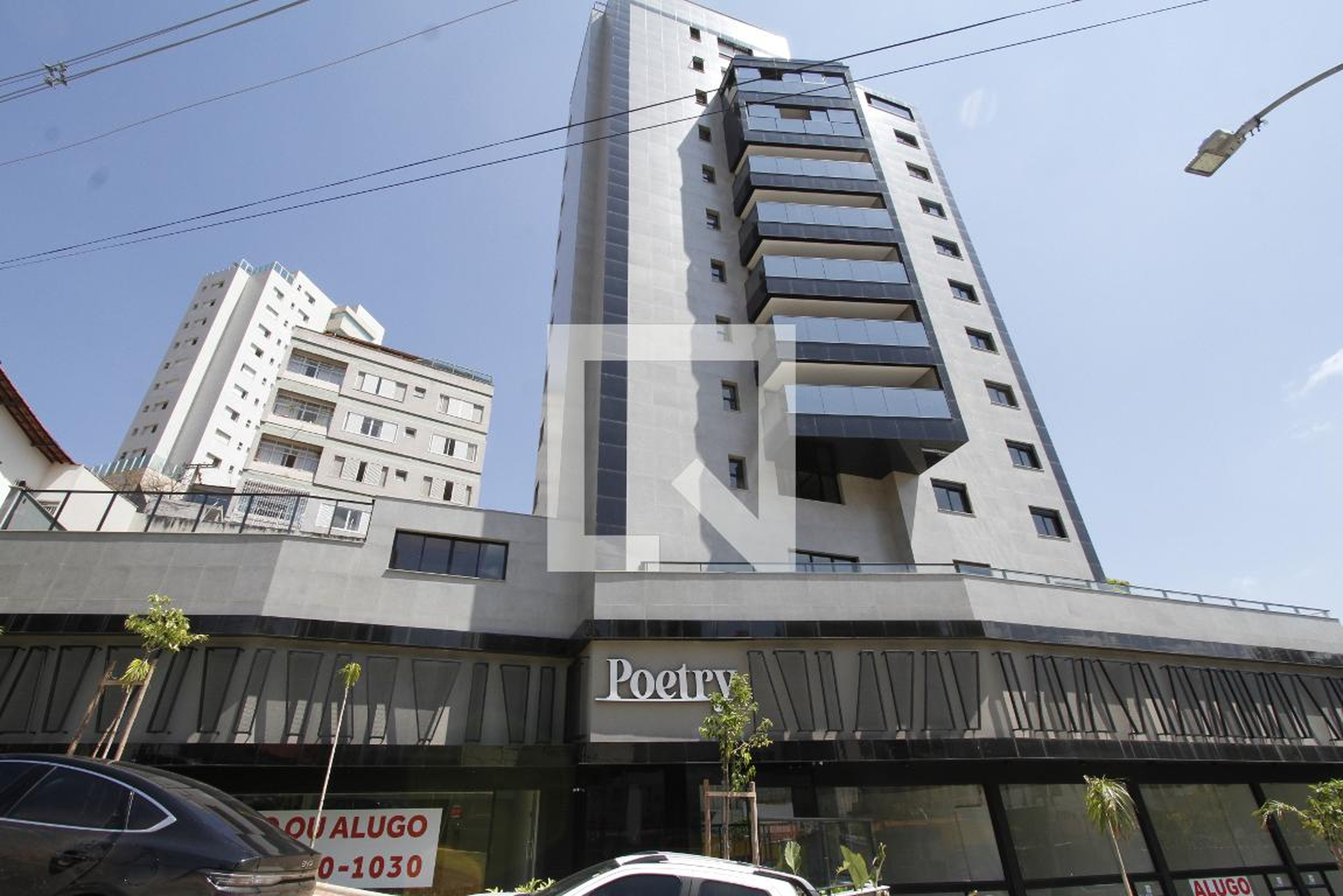 Fachada Condomínio em Rua Trópicos, 259