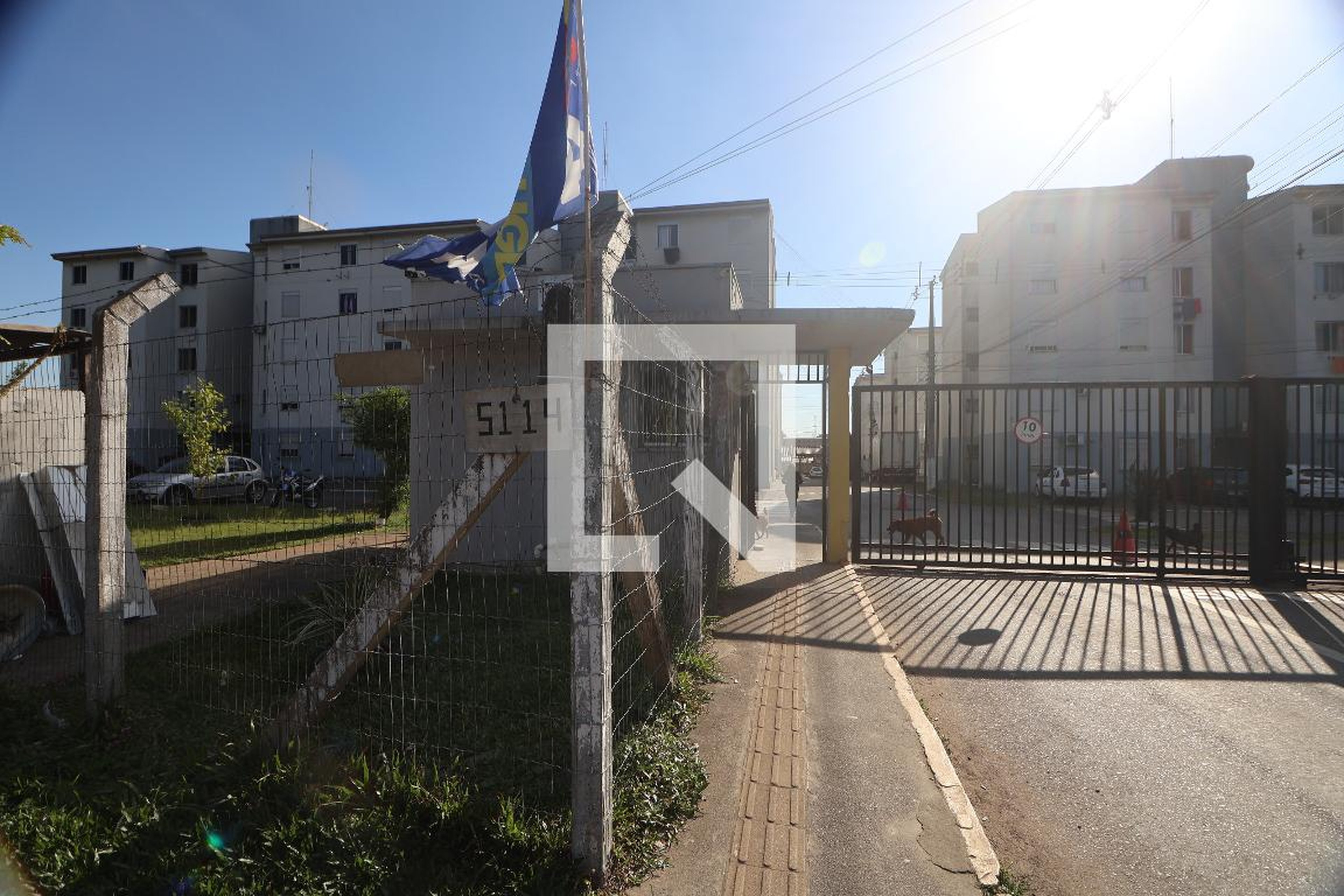 Fachada Condomínio em Estrada do Nazário, 5114