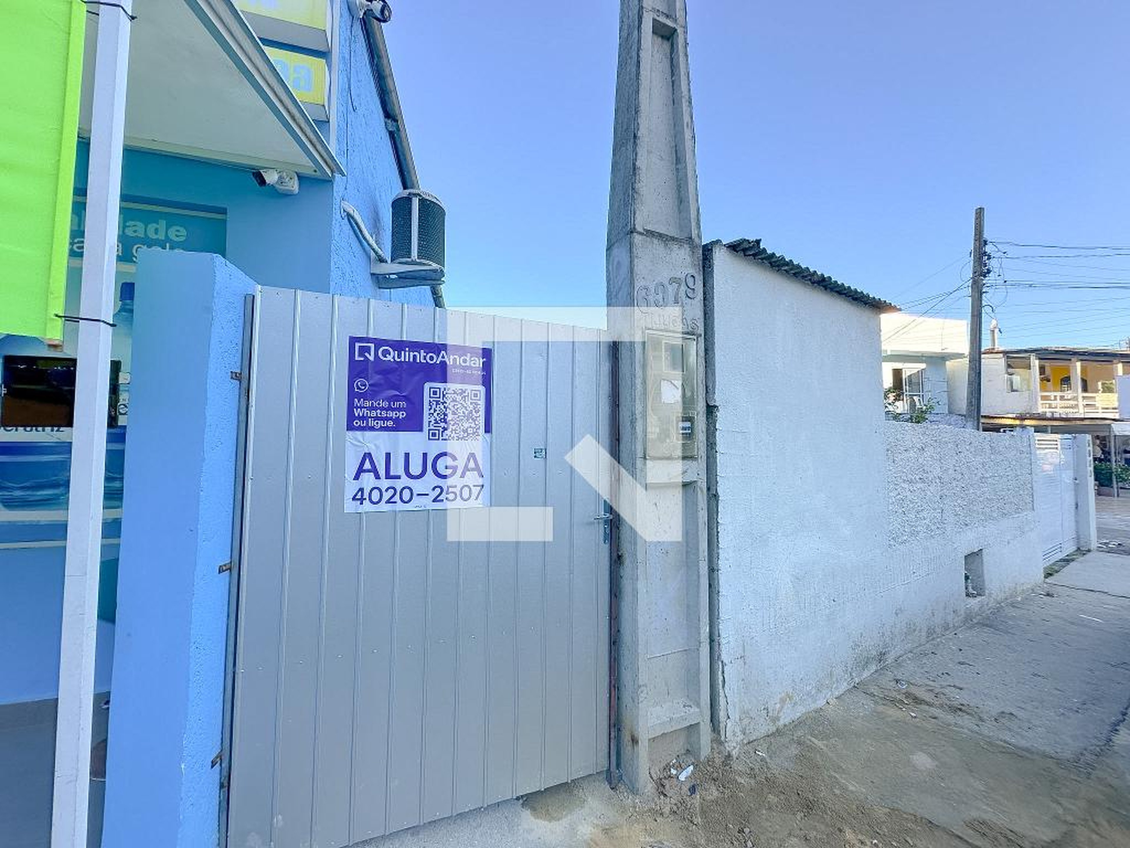 Fachada Condomínio em Avenida Luiz Boiteux Piazza, 6979