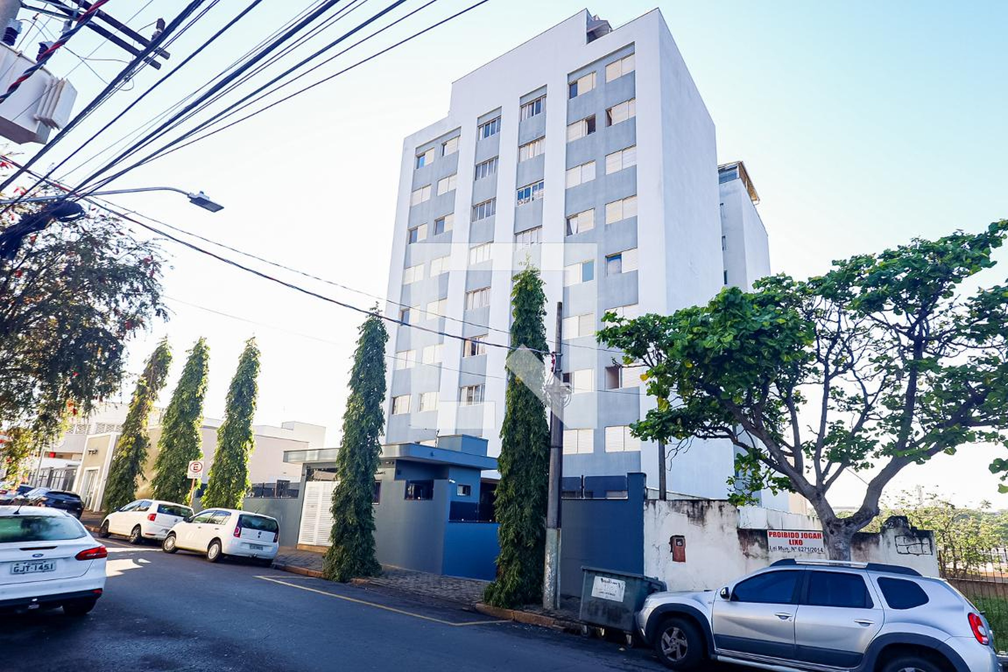 Fachada do Prédio Condomínio em Rua Pedro de Toledo, 64