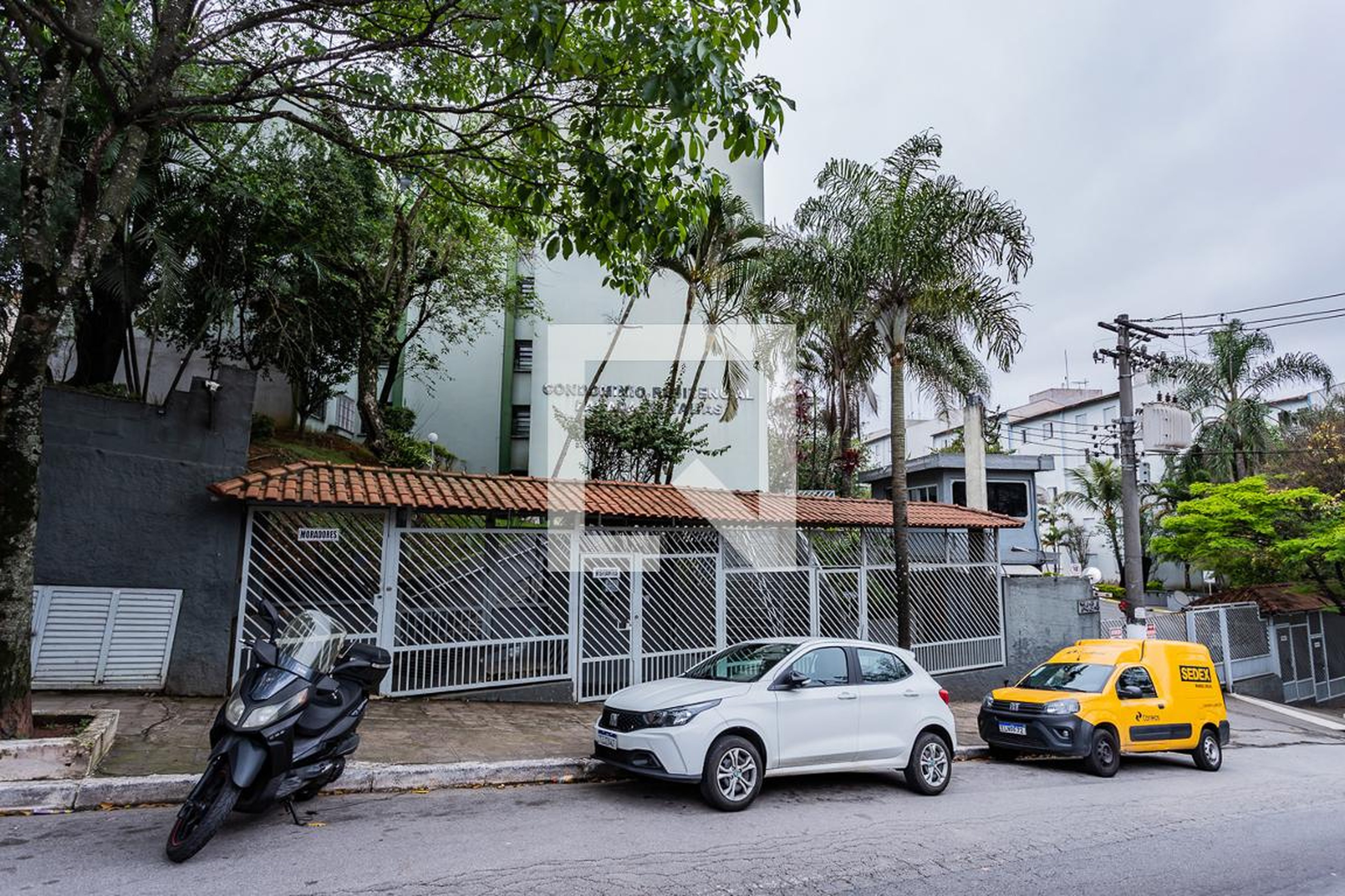 Fachada Residencial Parada de Taipas