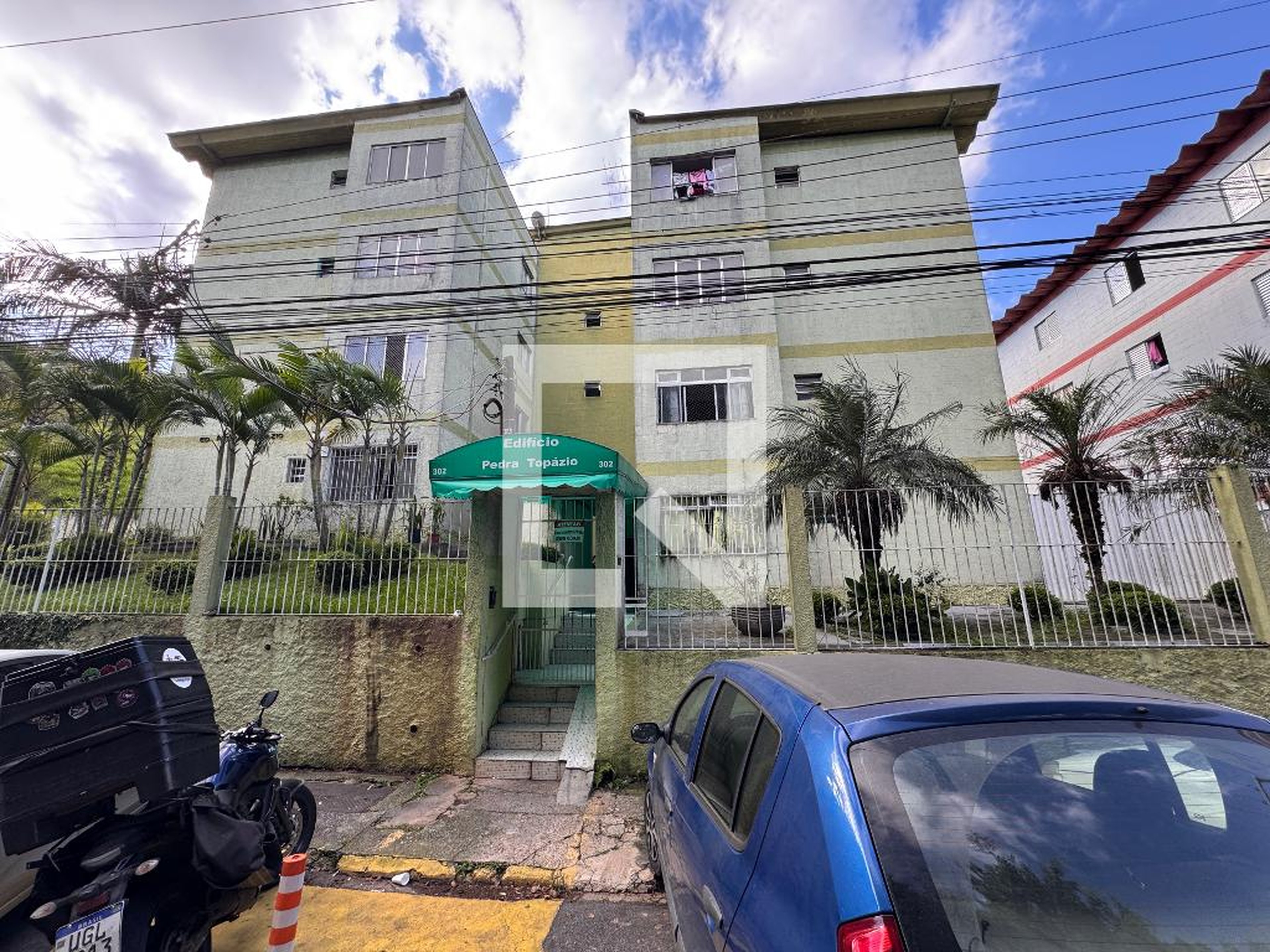 Fachada Condomínio em Rua Paranapanema, 302
