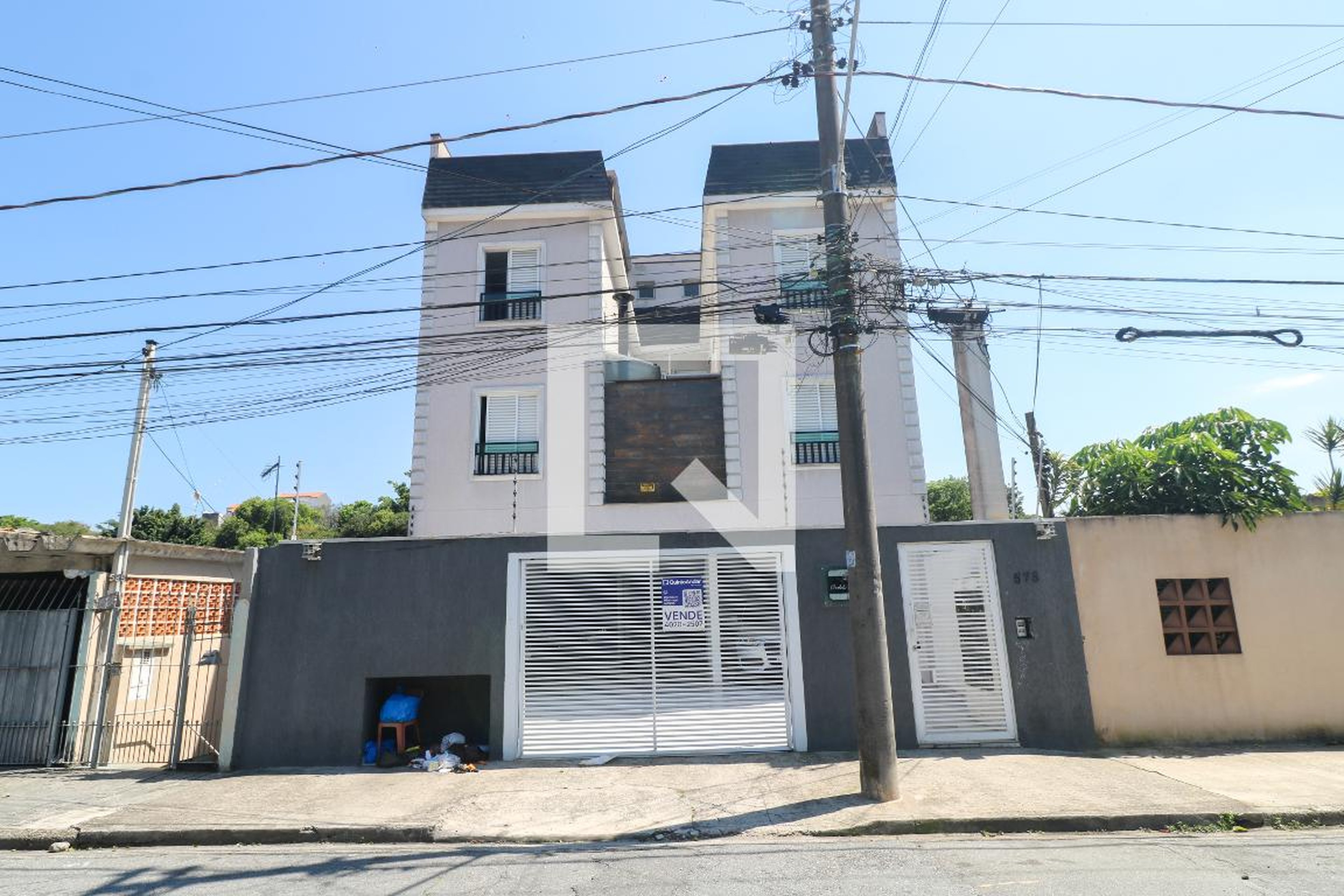Fachada Condomínio em Rua Ingá, 578