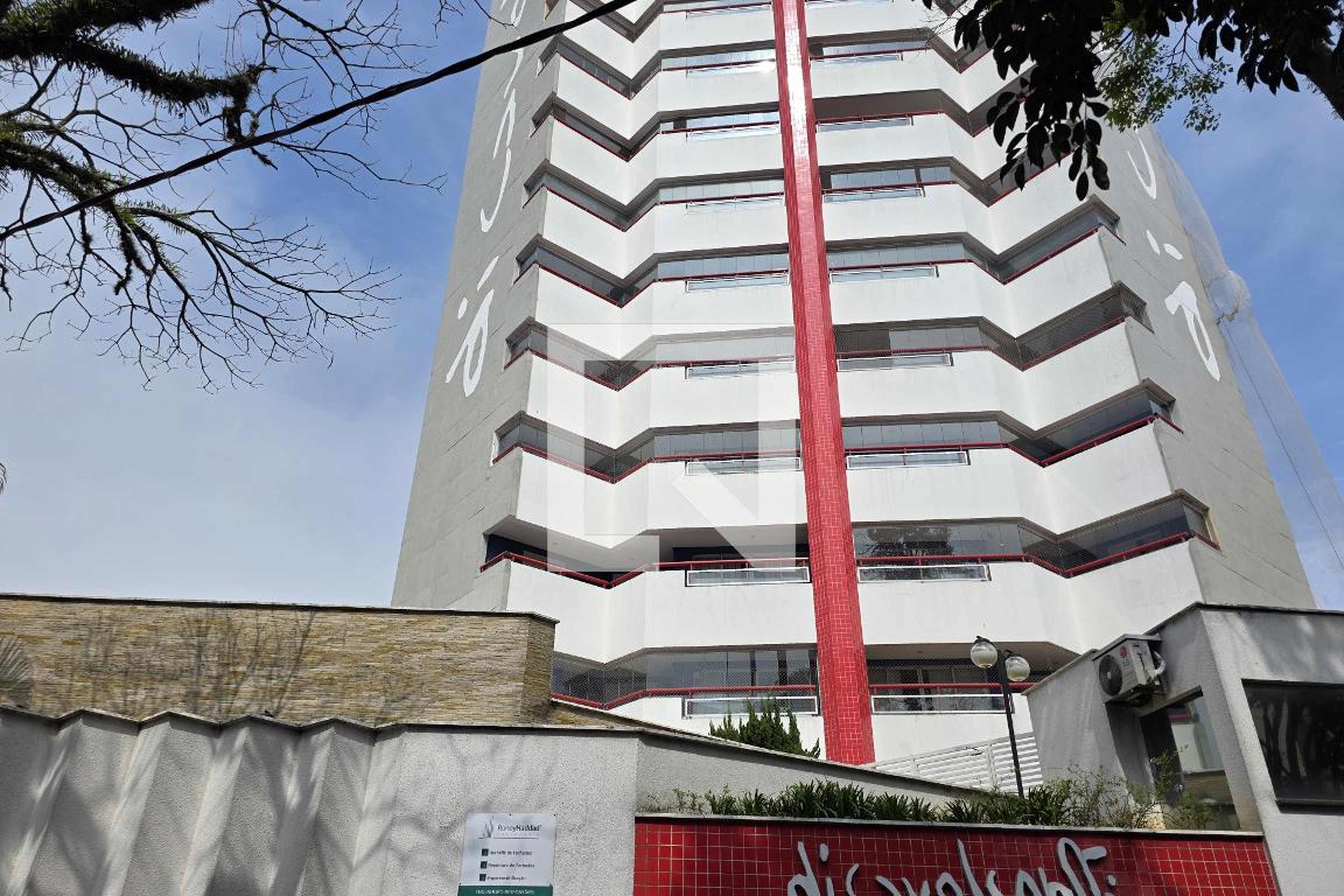 Fachada do Prédio Condomínio DI Cavalcanti