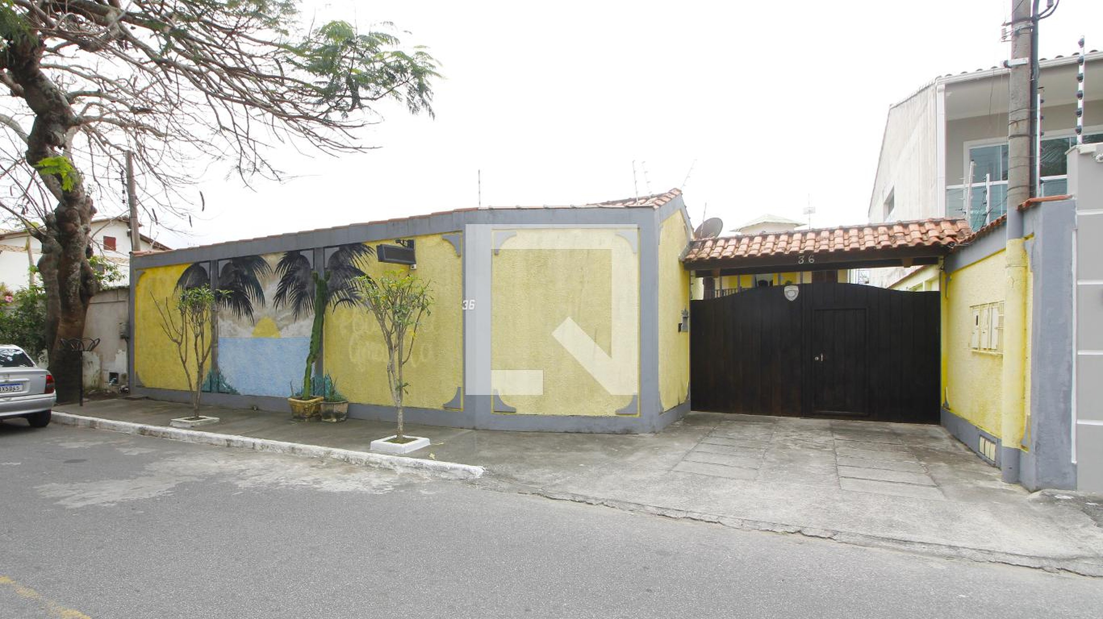 Fachada Condomínio Pousada Amarela Cabo Frio