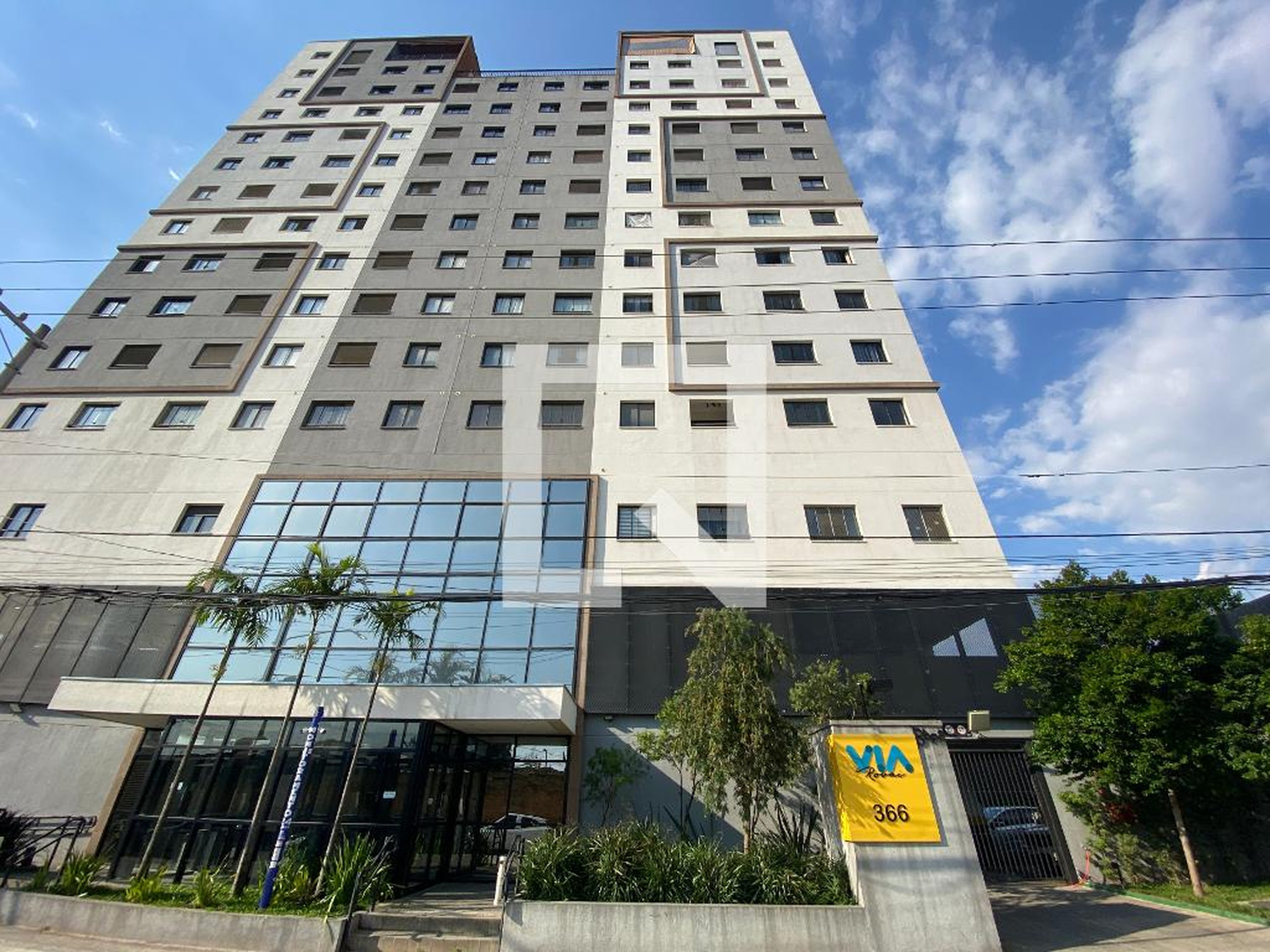 Fachada do Prédio Condomínio Via Rovai