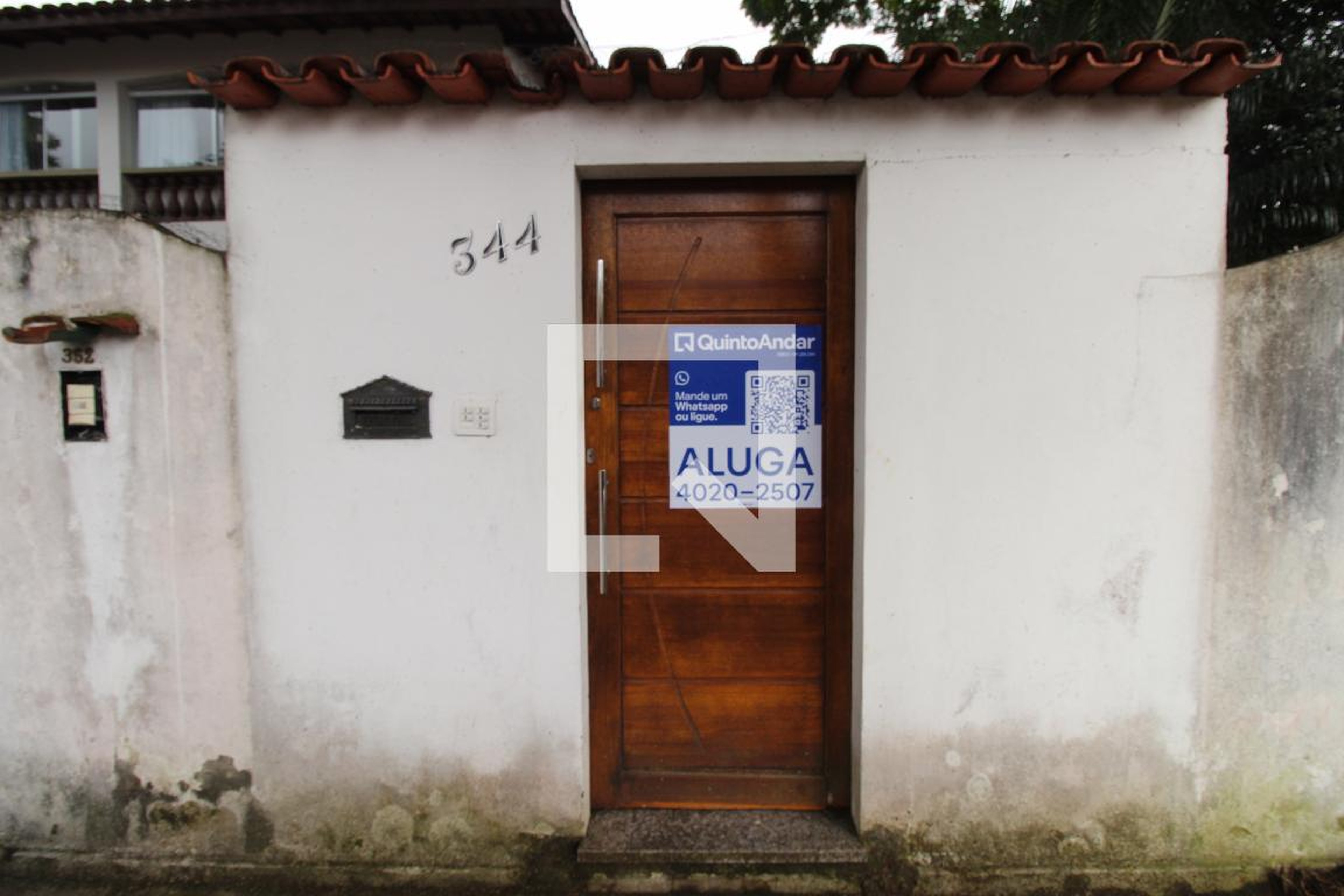 Fachada Condomínio em Rua Ibiuna, 344