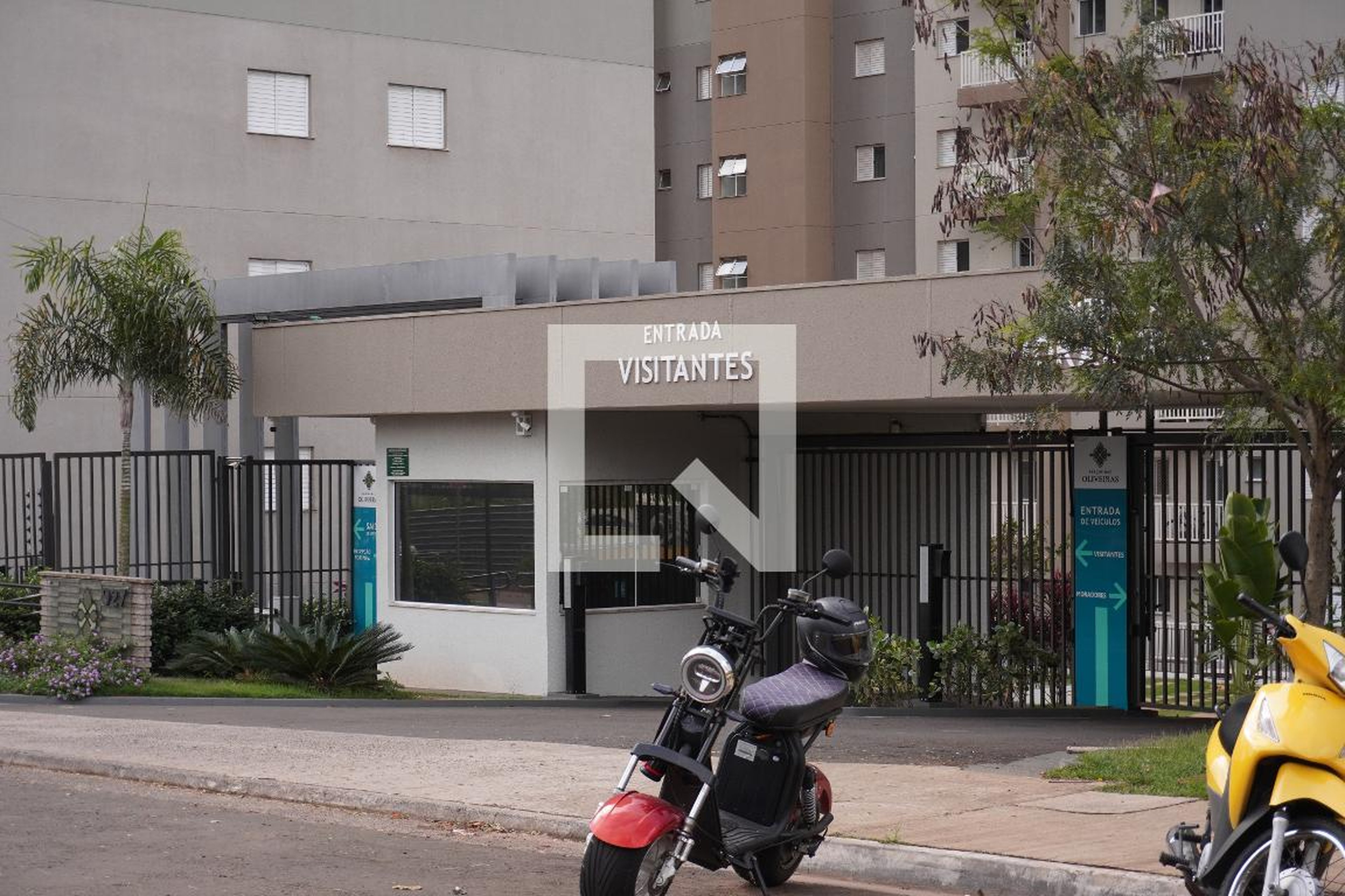 Fachada do condomínio Condomínio Parque das Oliveiras