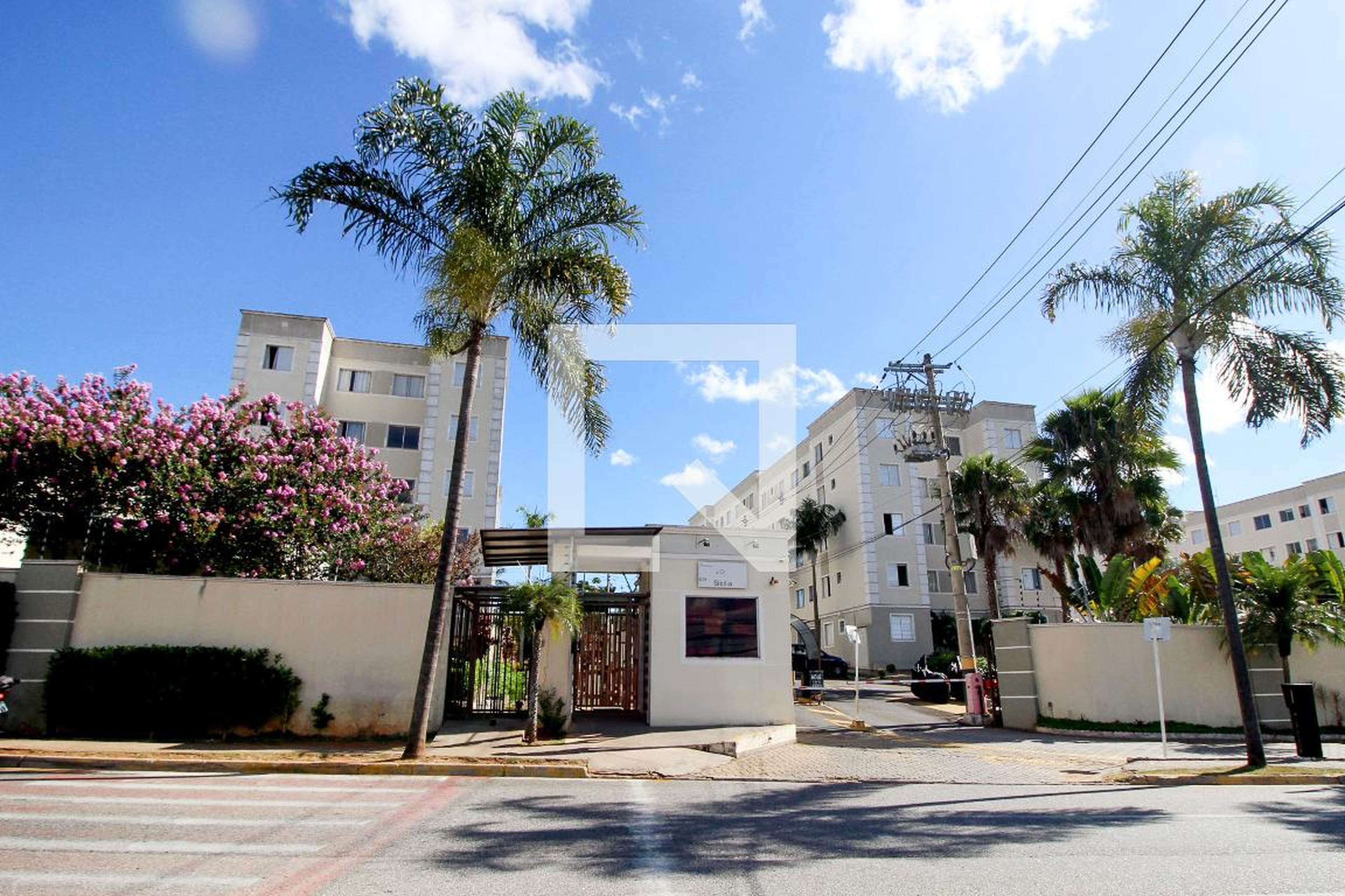 Fachada Condomínio Parque Sicilia