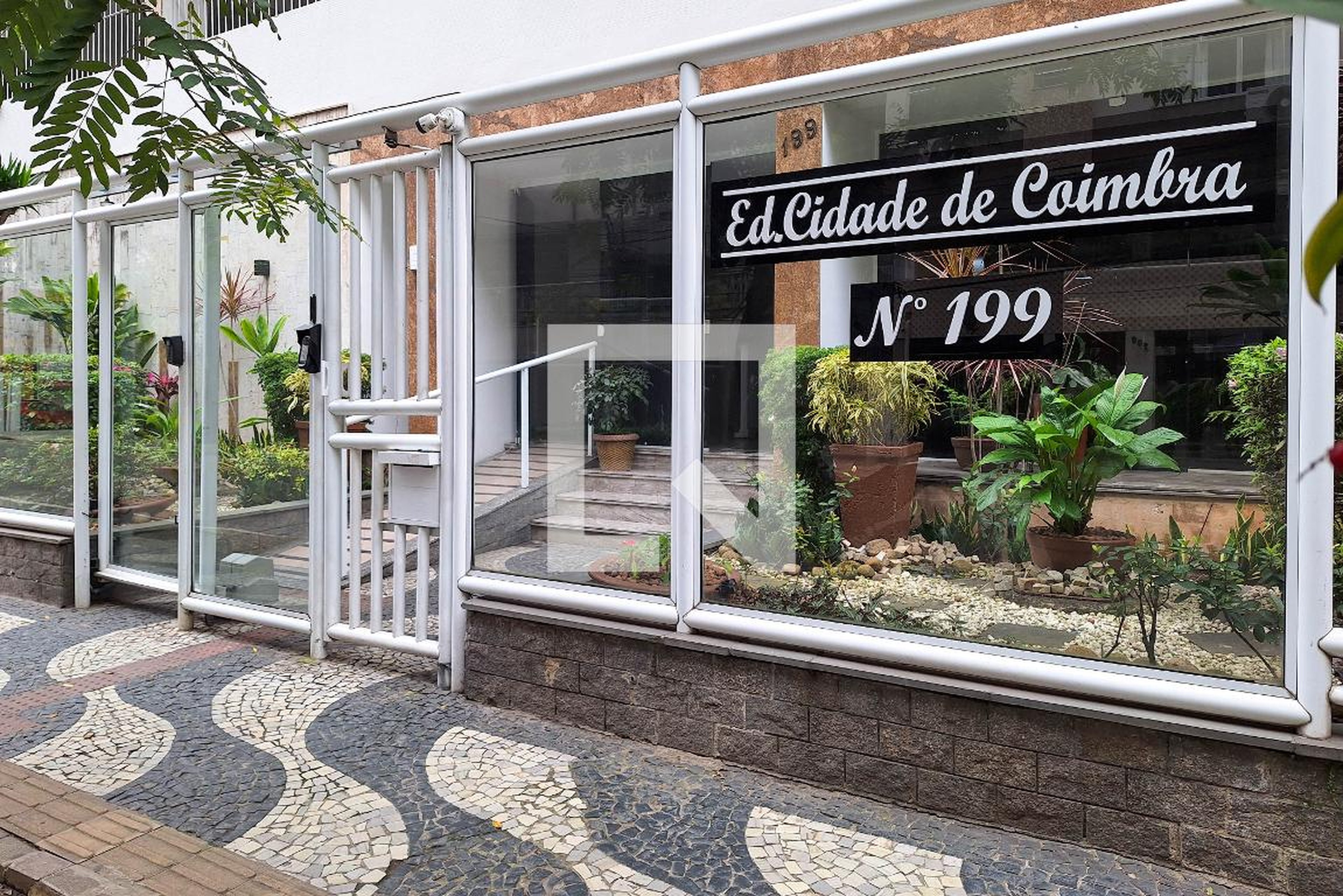 Fachada Condomínio Cidade de Coimbra
