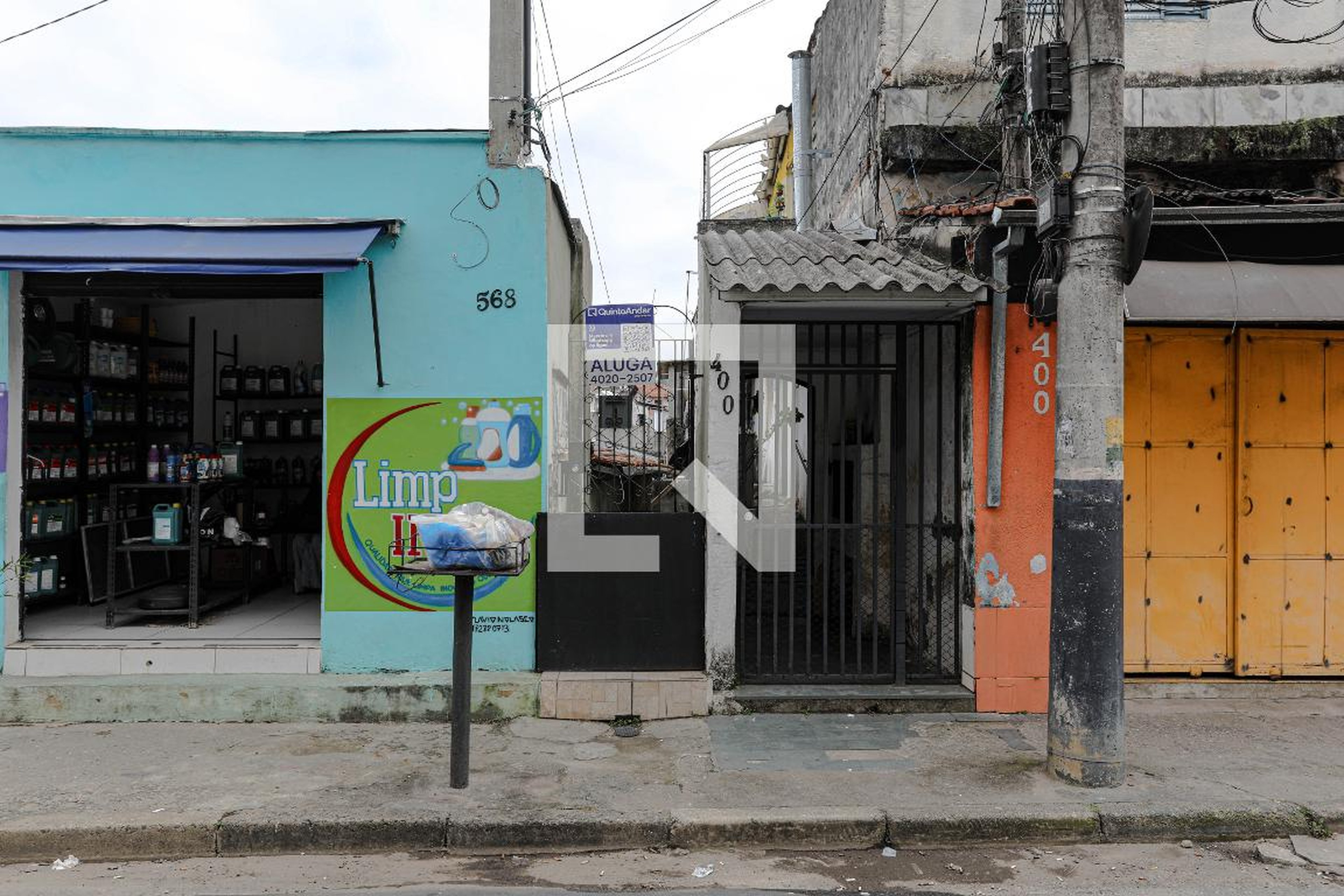 Fachada Condomínio em Rua dos Vicentinos, 568