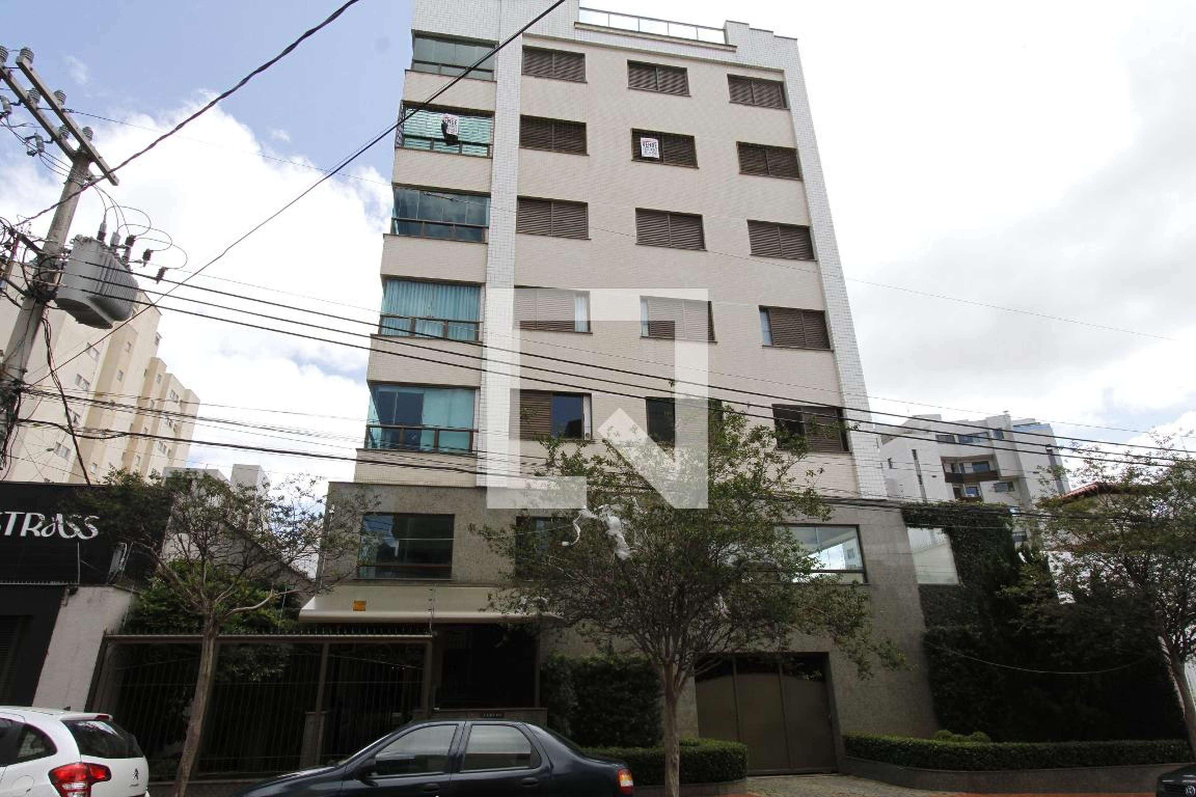 Fachada Condomínio em Rua Turfa, 638
