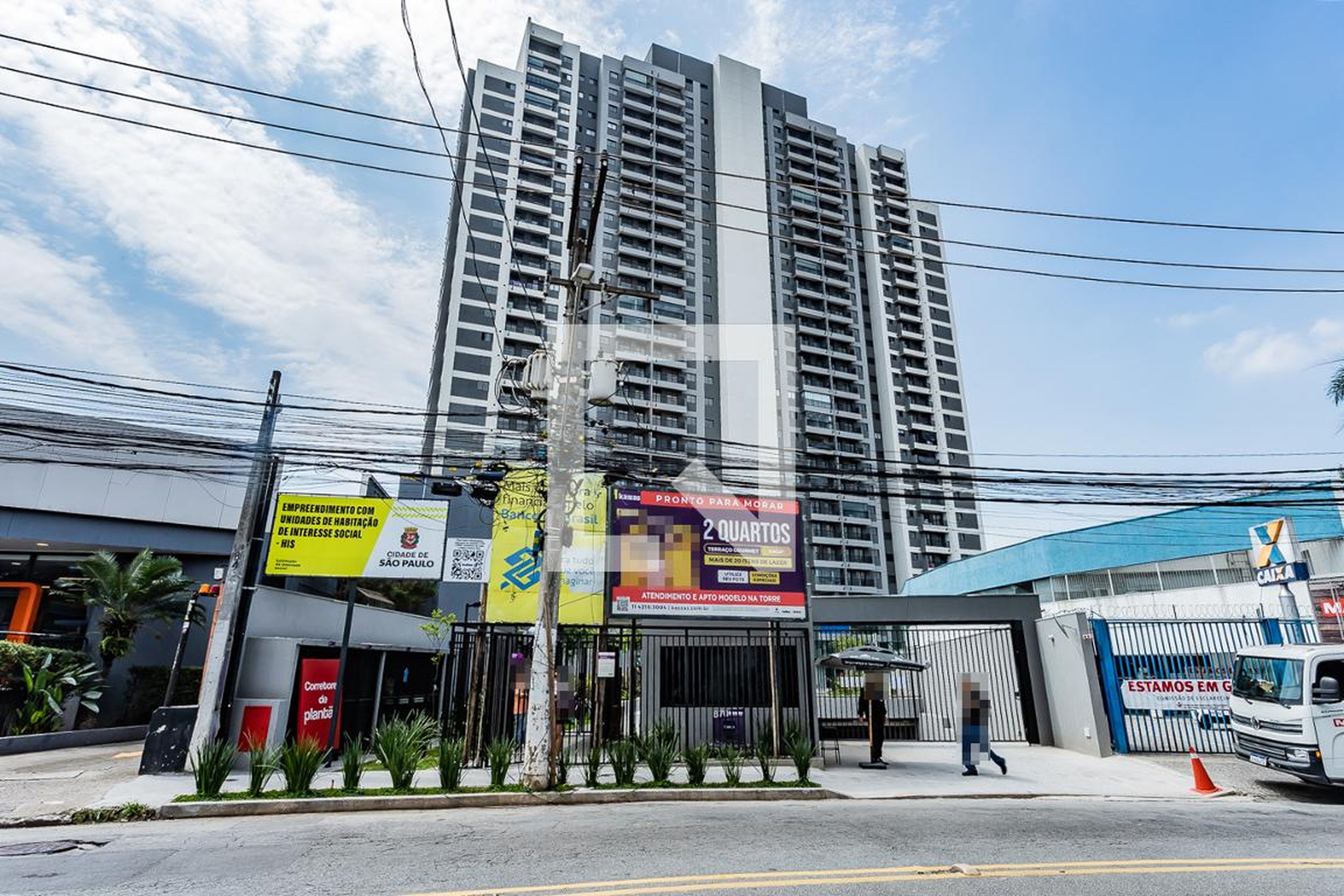 Fachada Condomínio Kazas Vila dos Remédios
