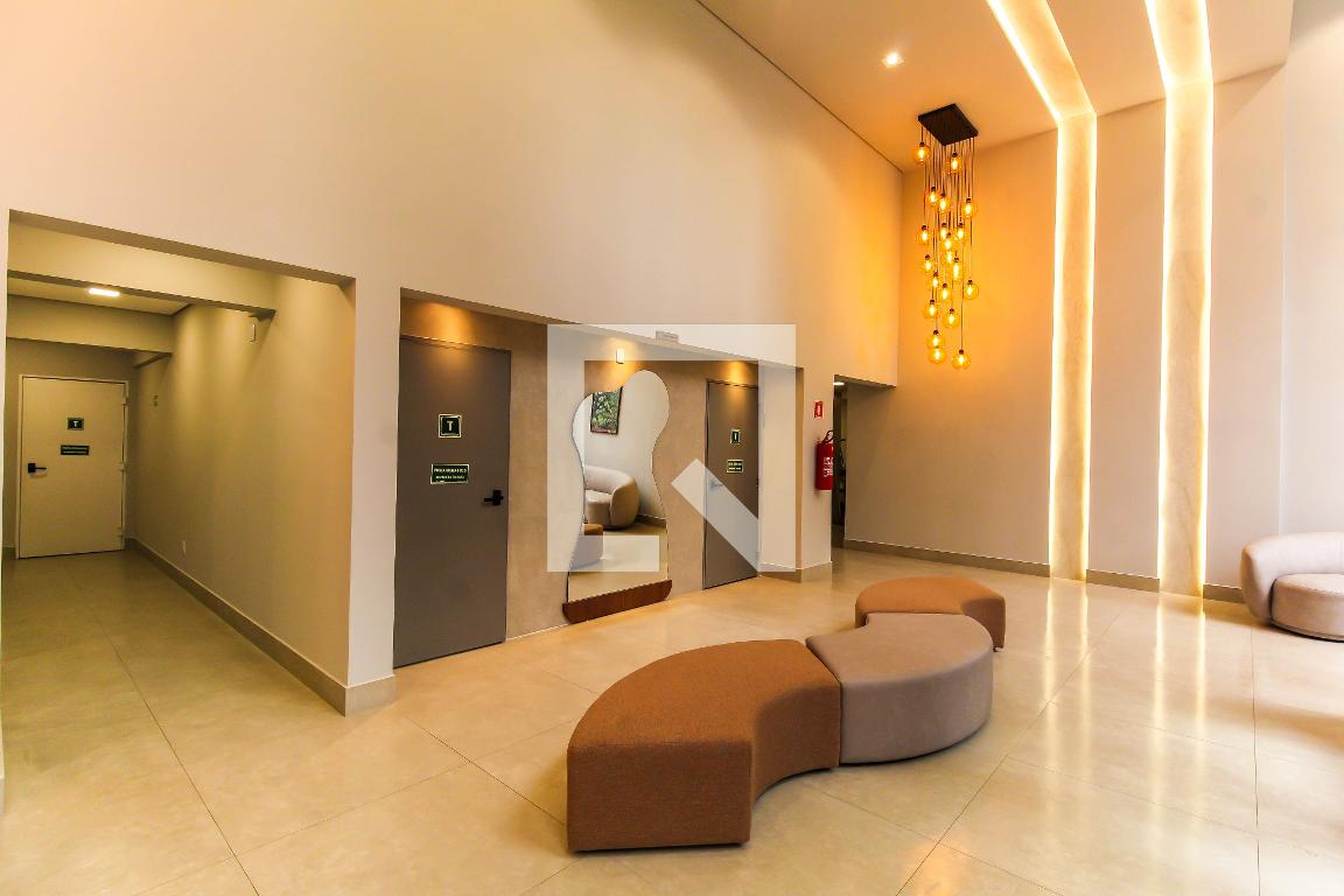 Hall - Edificio Puerta Del Sol