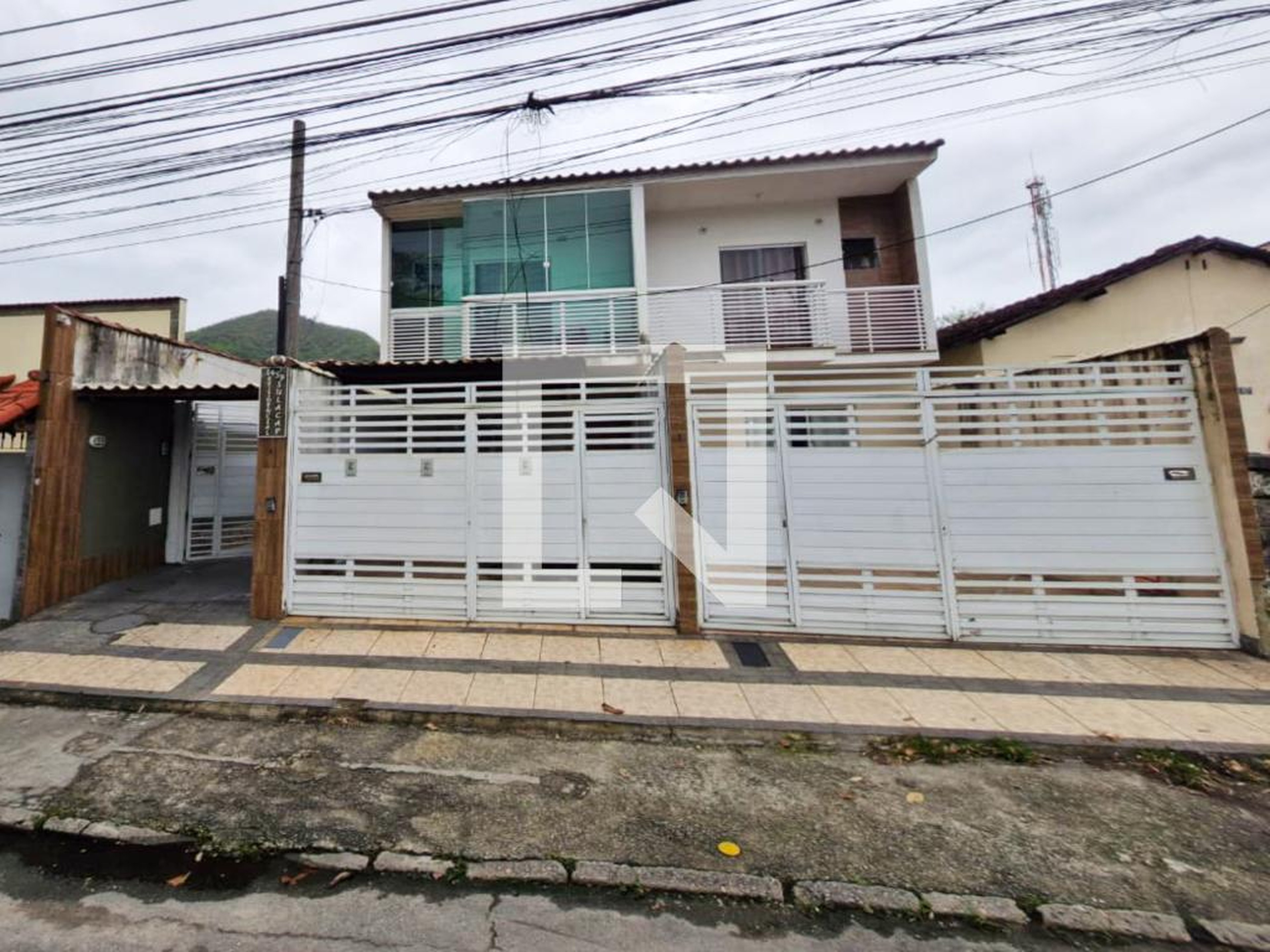 Fachada Condomínio em Avenida Albérico Diniz, 1459
