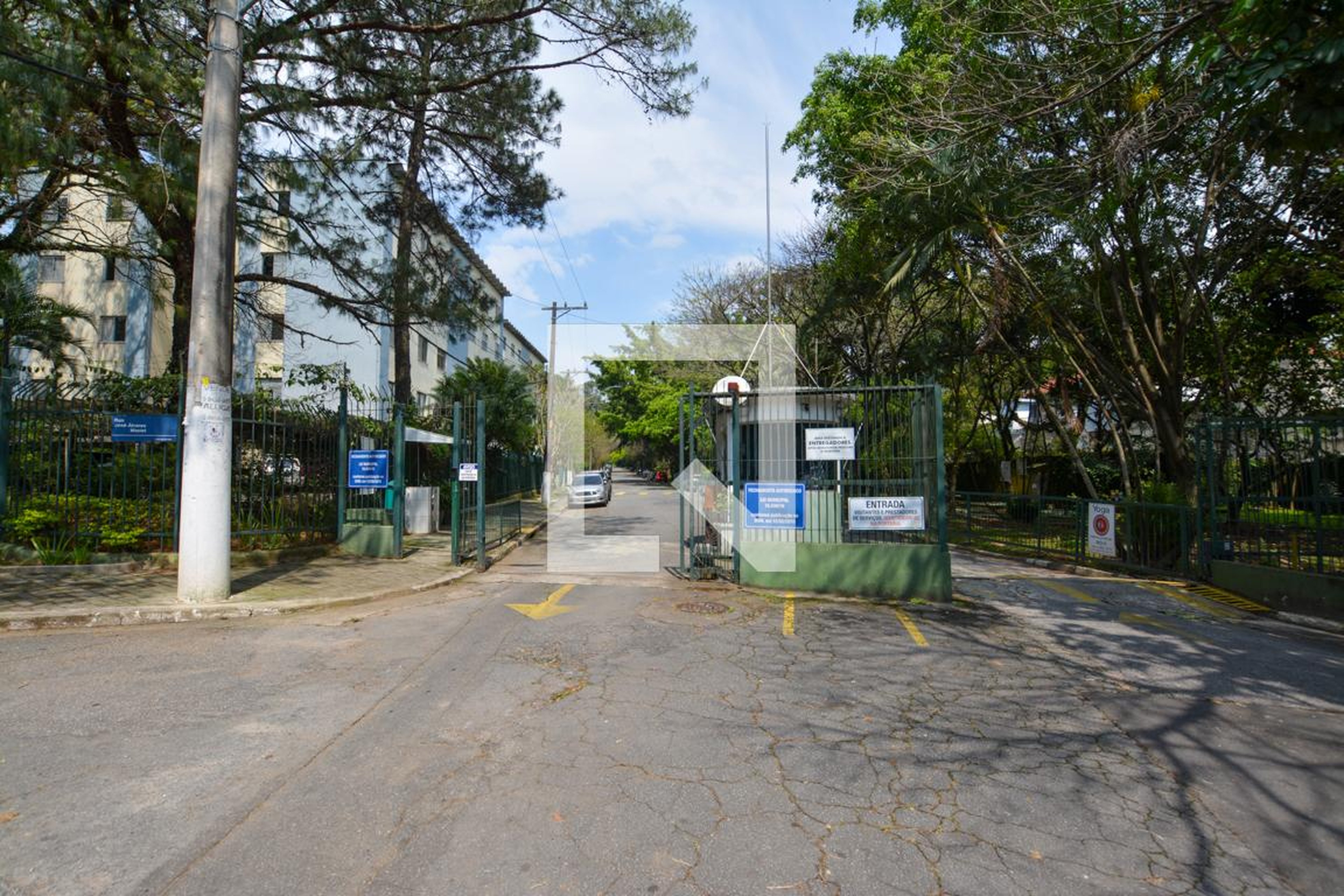 FACHADA Condomínio Conjunto Residencial Butanta
