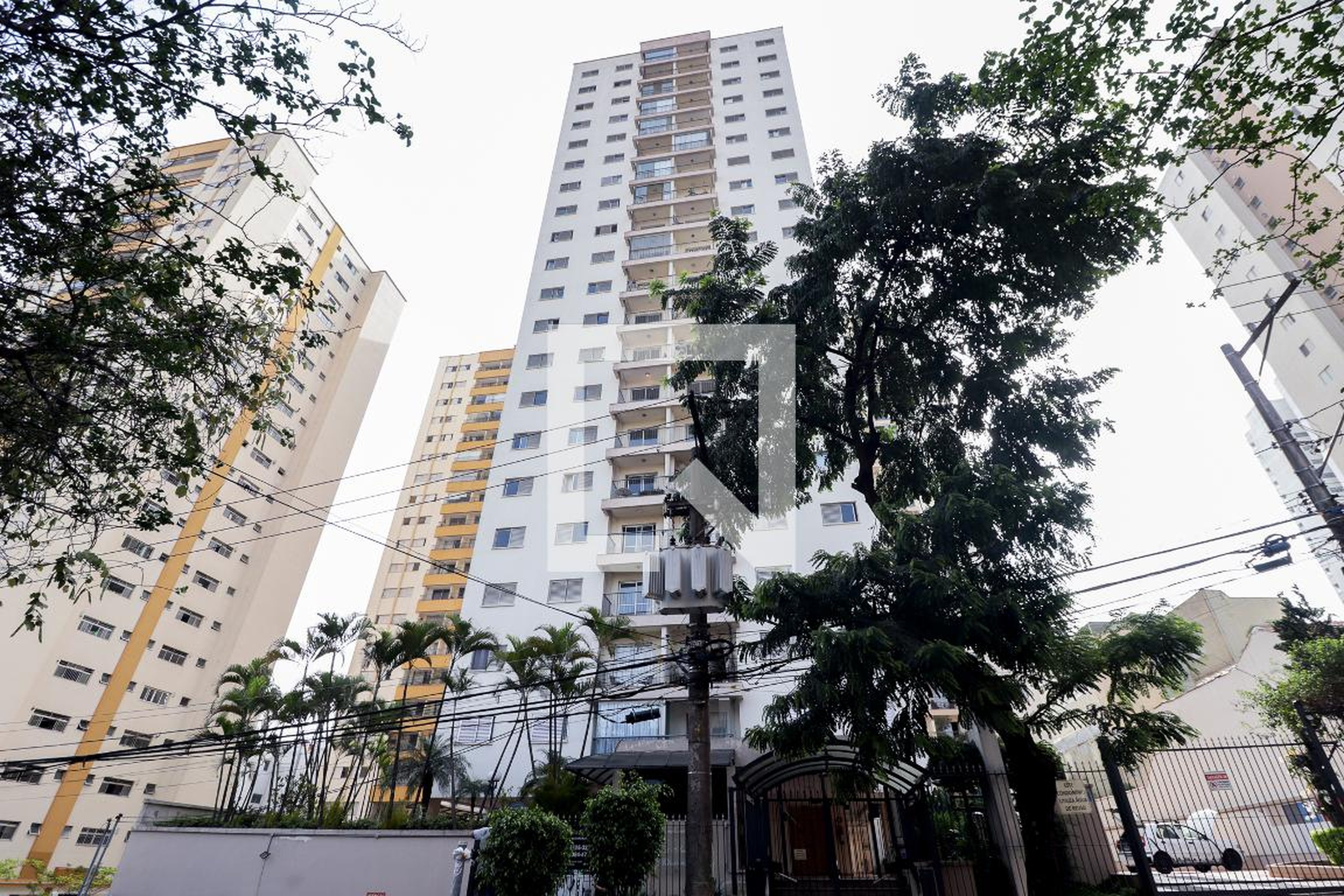 Fachada Condomínio José Antônio Alpiovezza