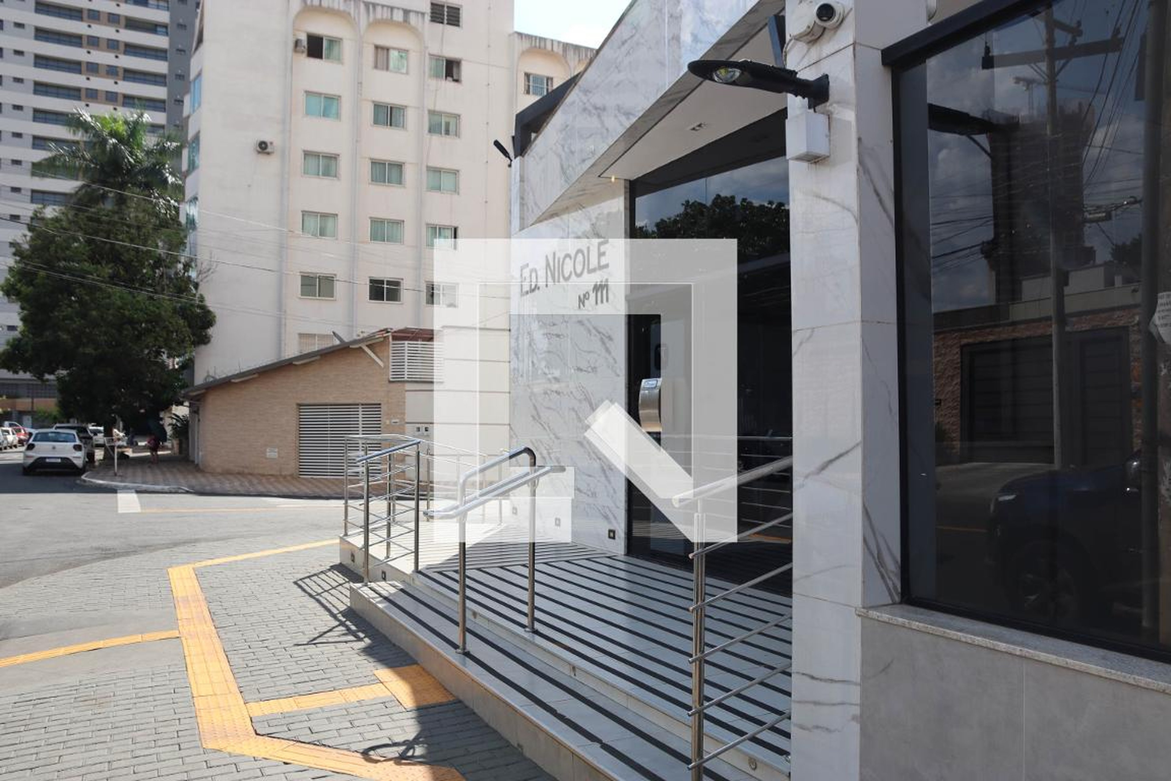 Fachada Condomínio em Rua 14-A, 120