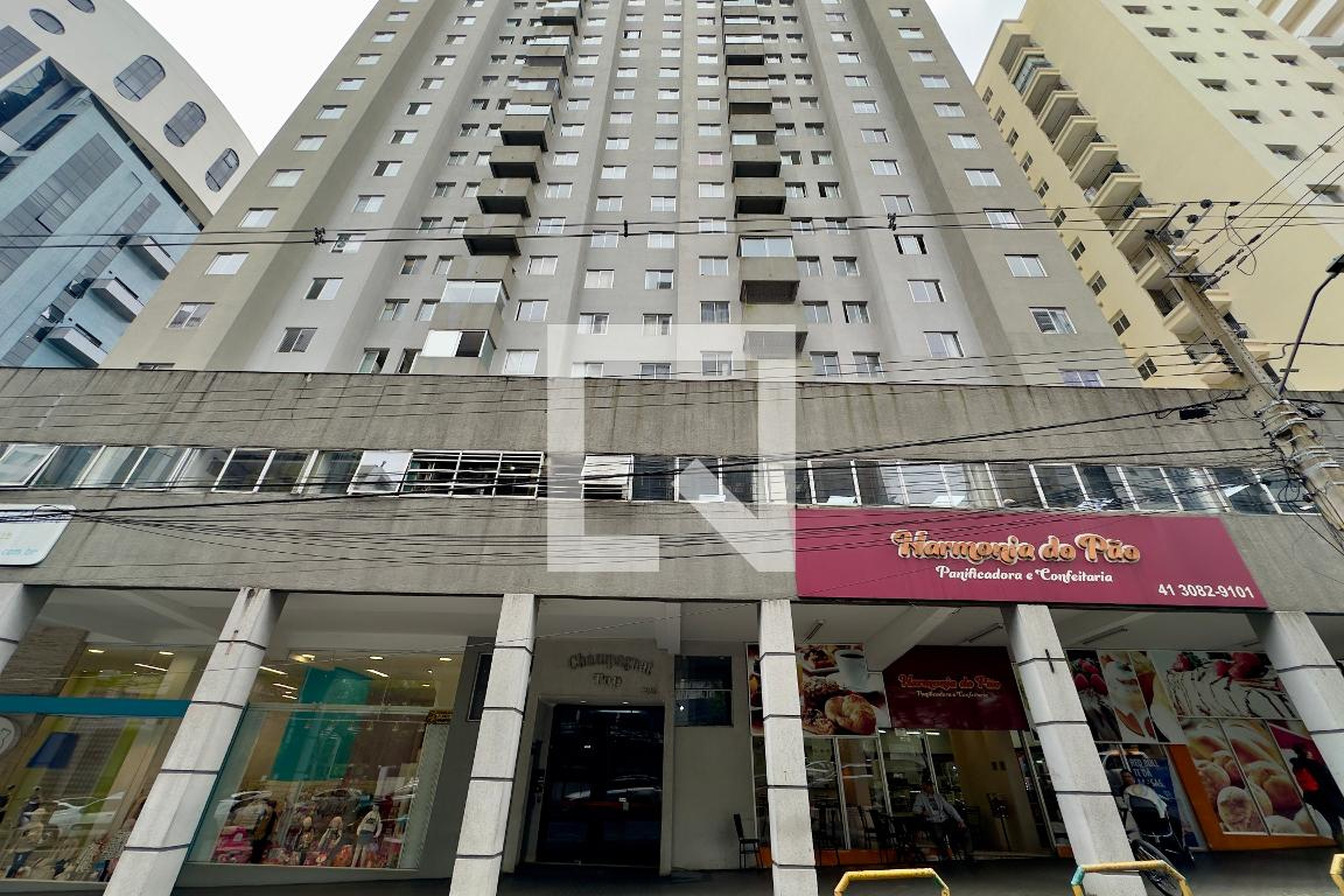 Fachada Condomínio Champagnat Top