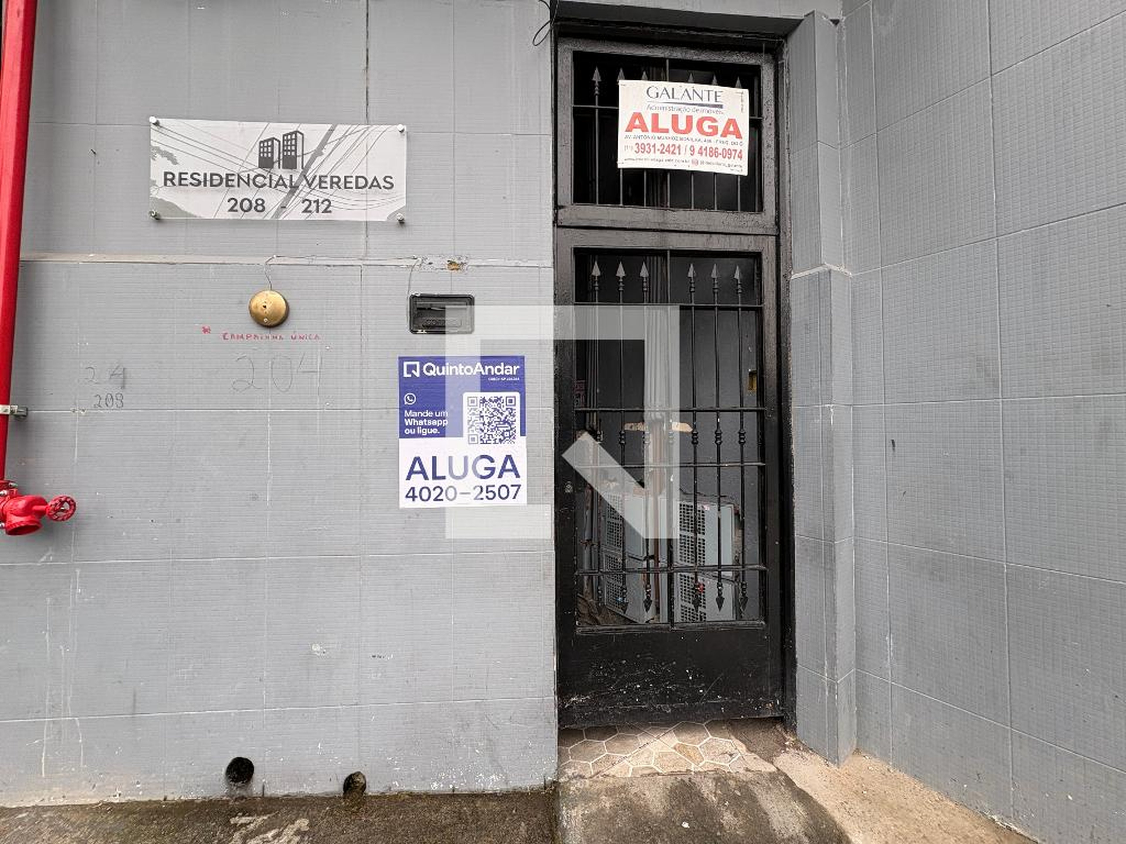 Fachada Condomínio em Avenida Guilherme de Almeida, 212