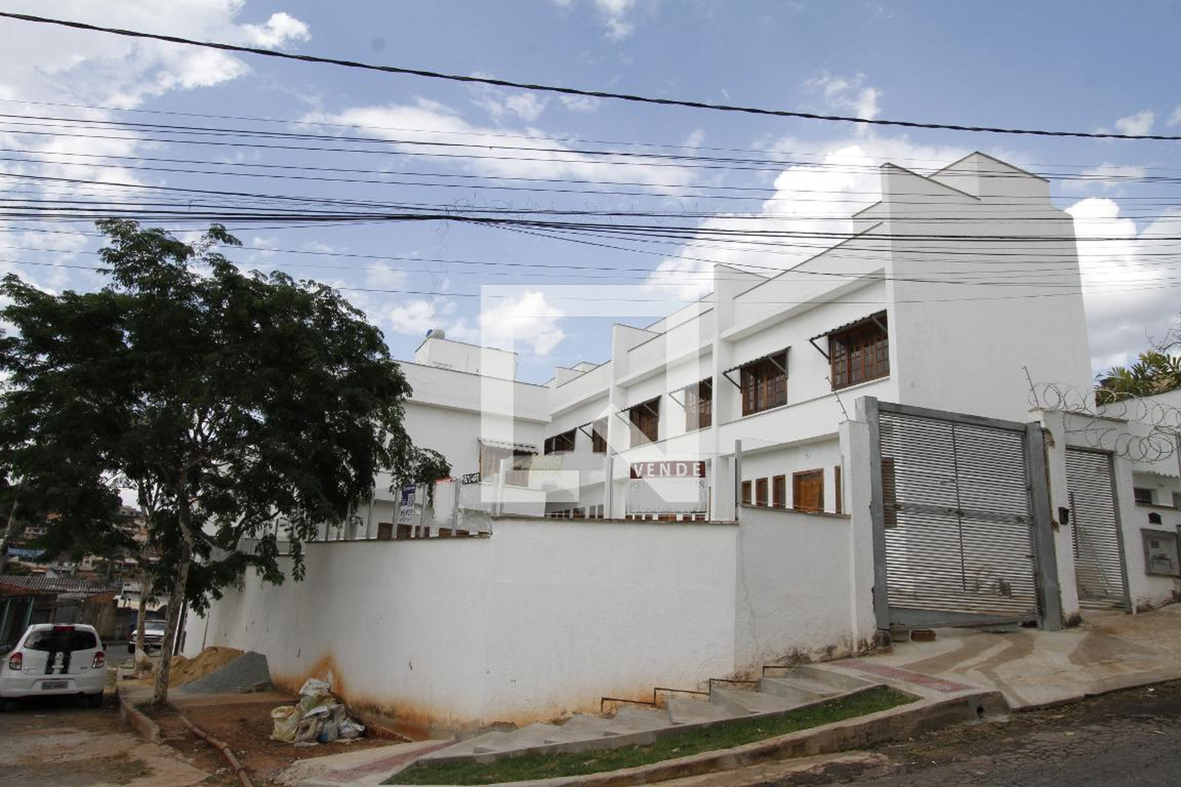 Fachada Condomínio em Rua Murilo Pinto da Silva, 175