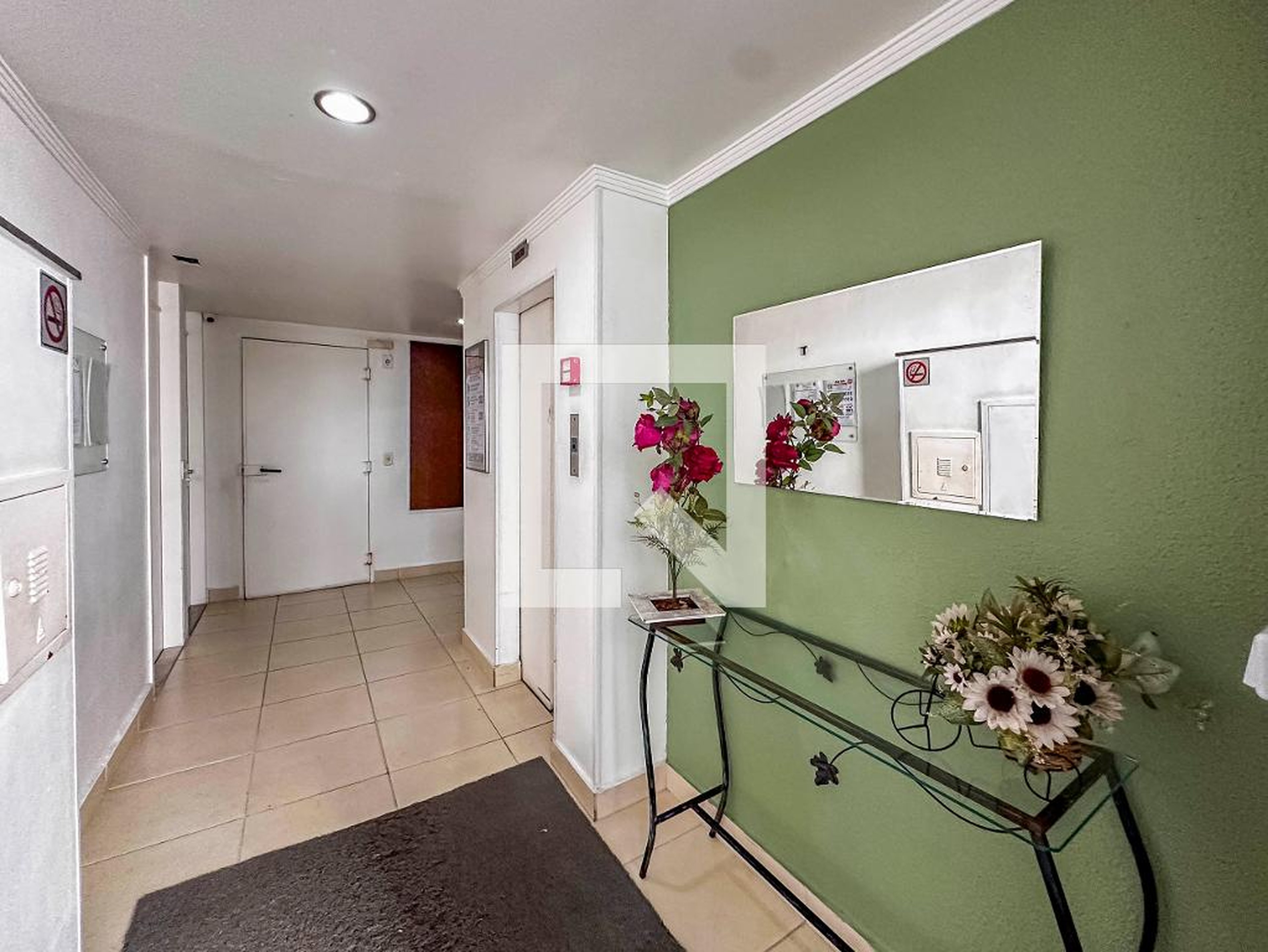 Hall de entrada - Madeiras