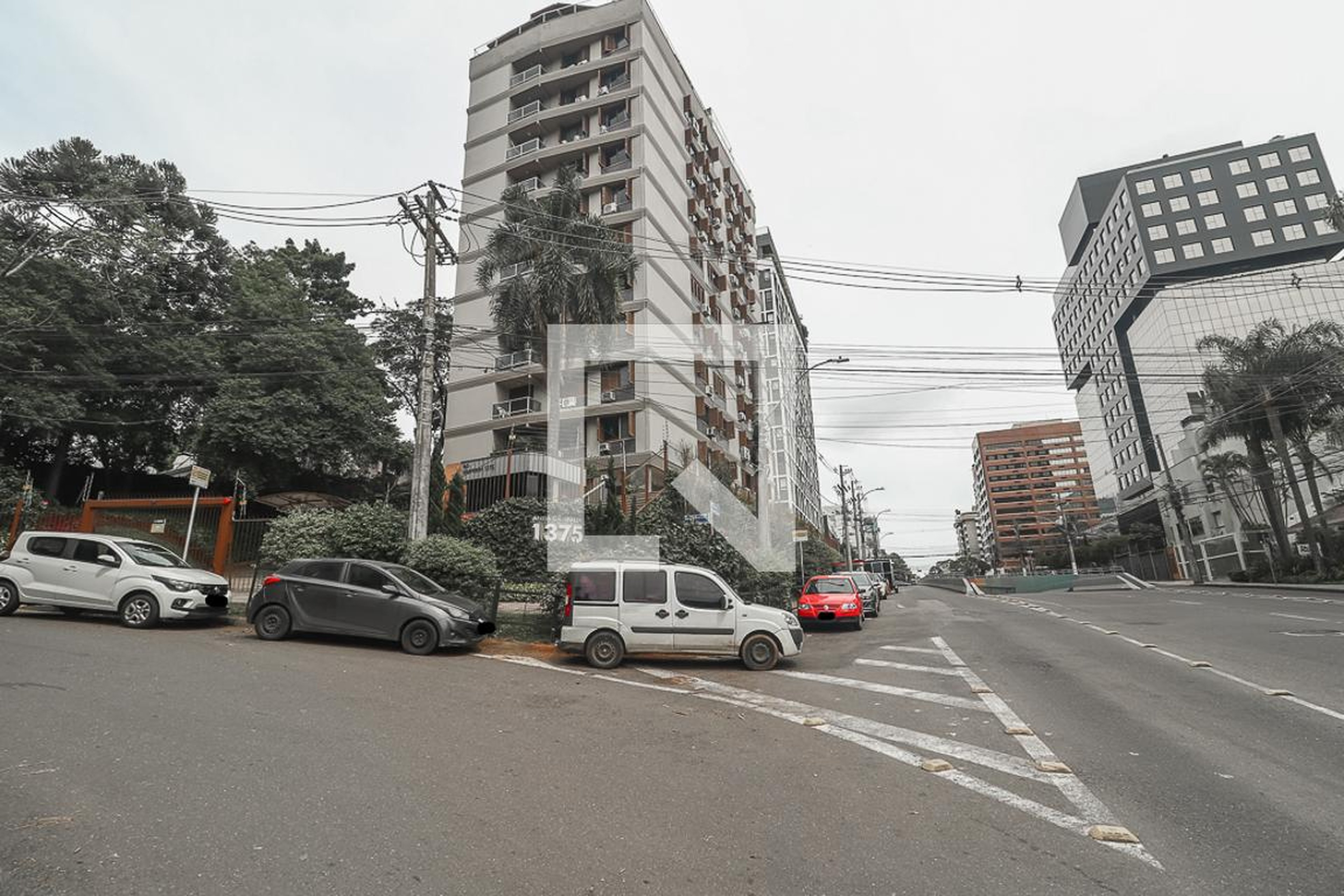 Fachada Condomínio em Rua Anita Garibaldi, 1375