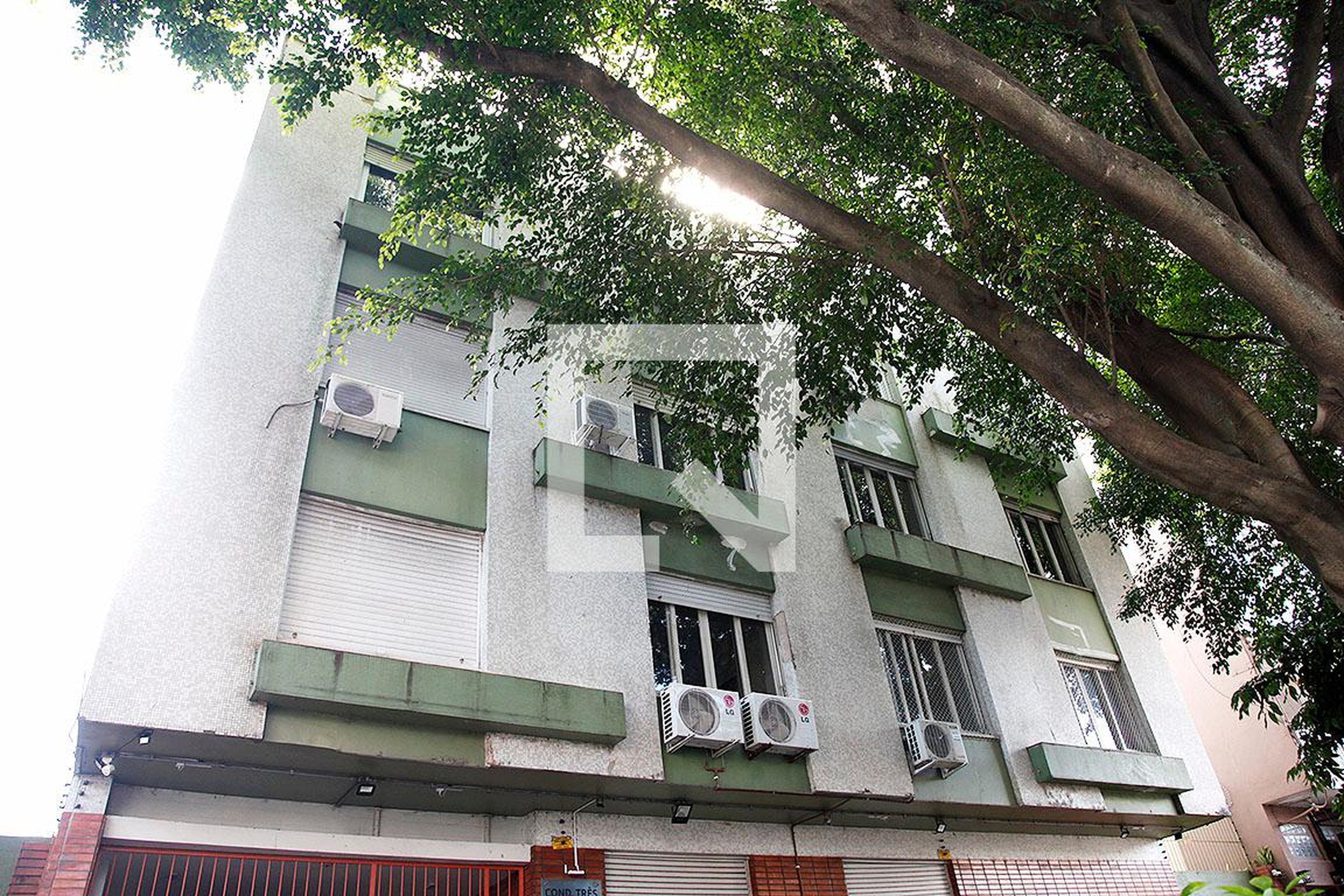 Fachada Edifício Três Caravelas