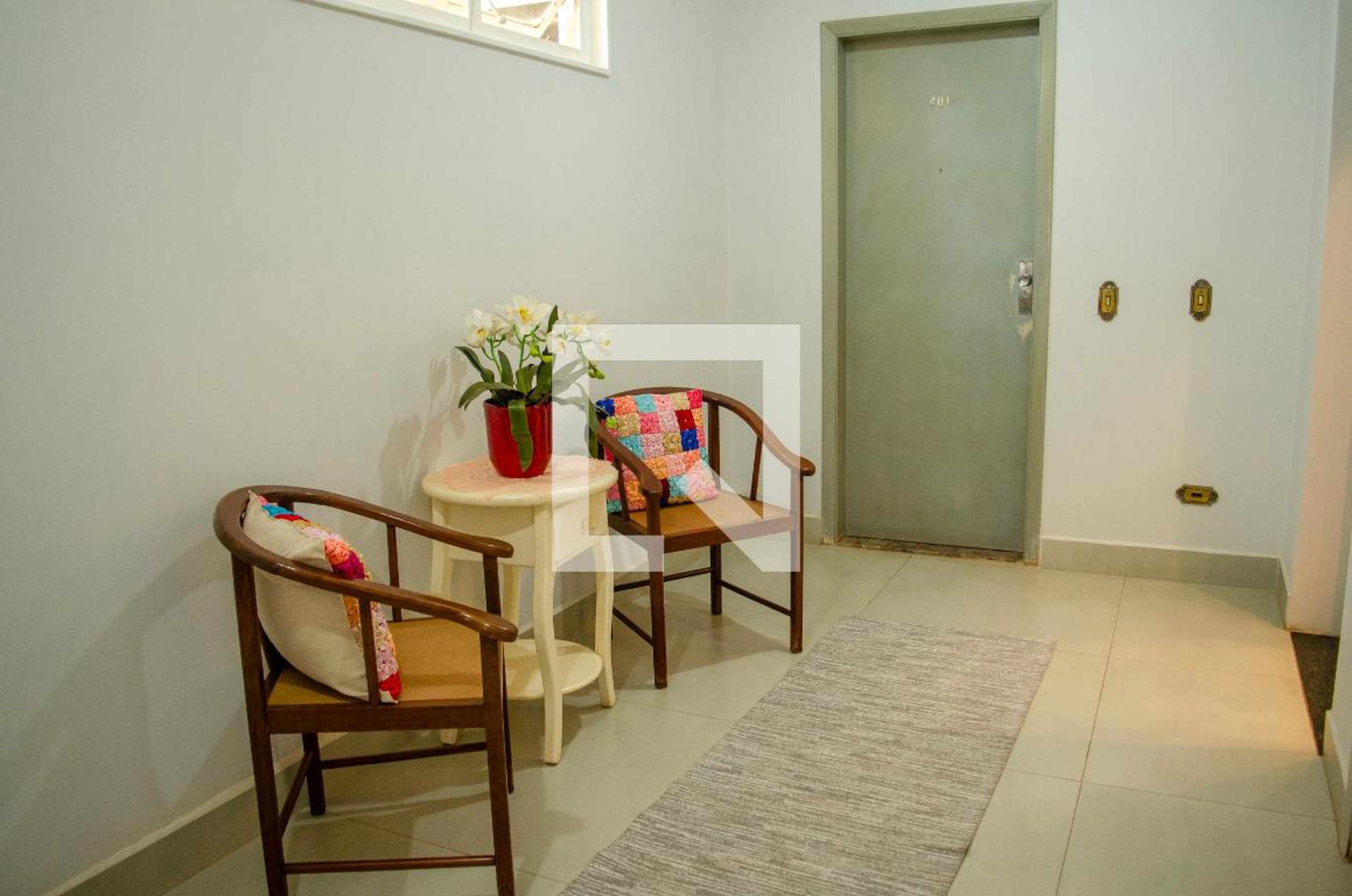 Hall Condomínio em Rua 82, 263