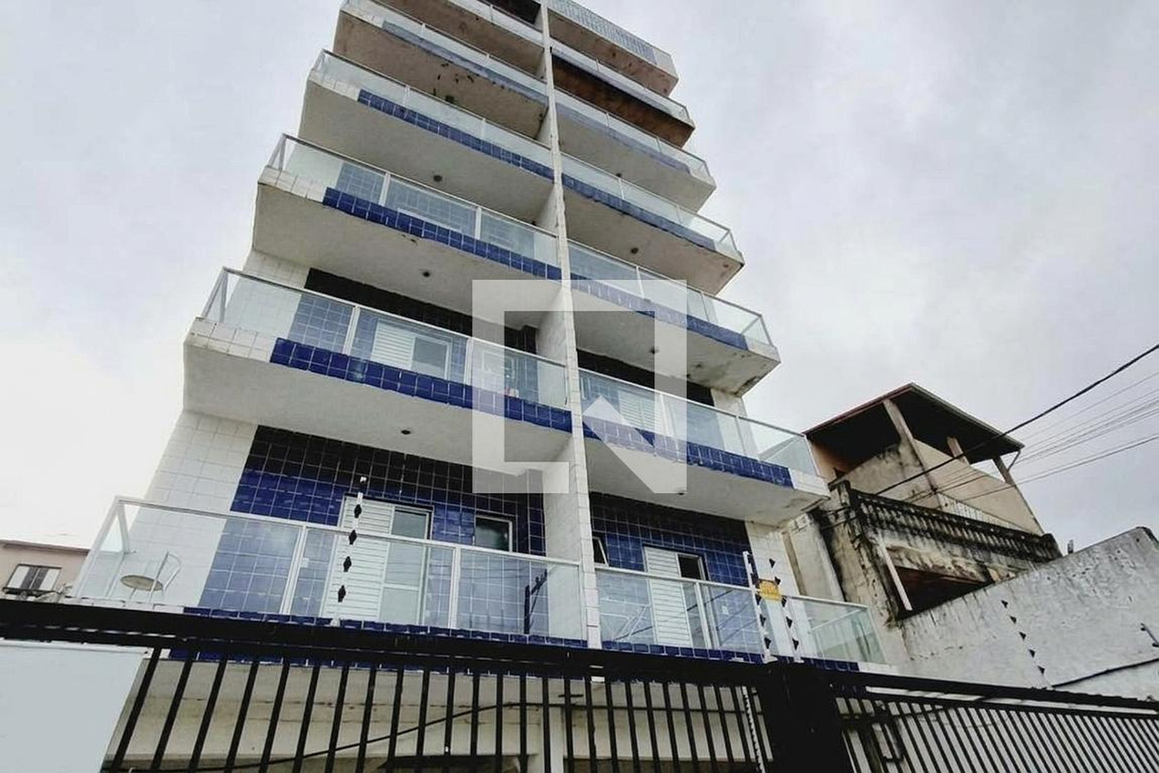 Fachada Condomínio em Rua Manoel Robles Sanches, 70