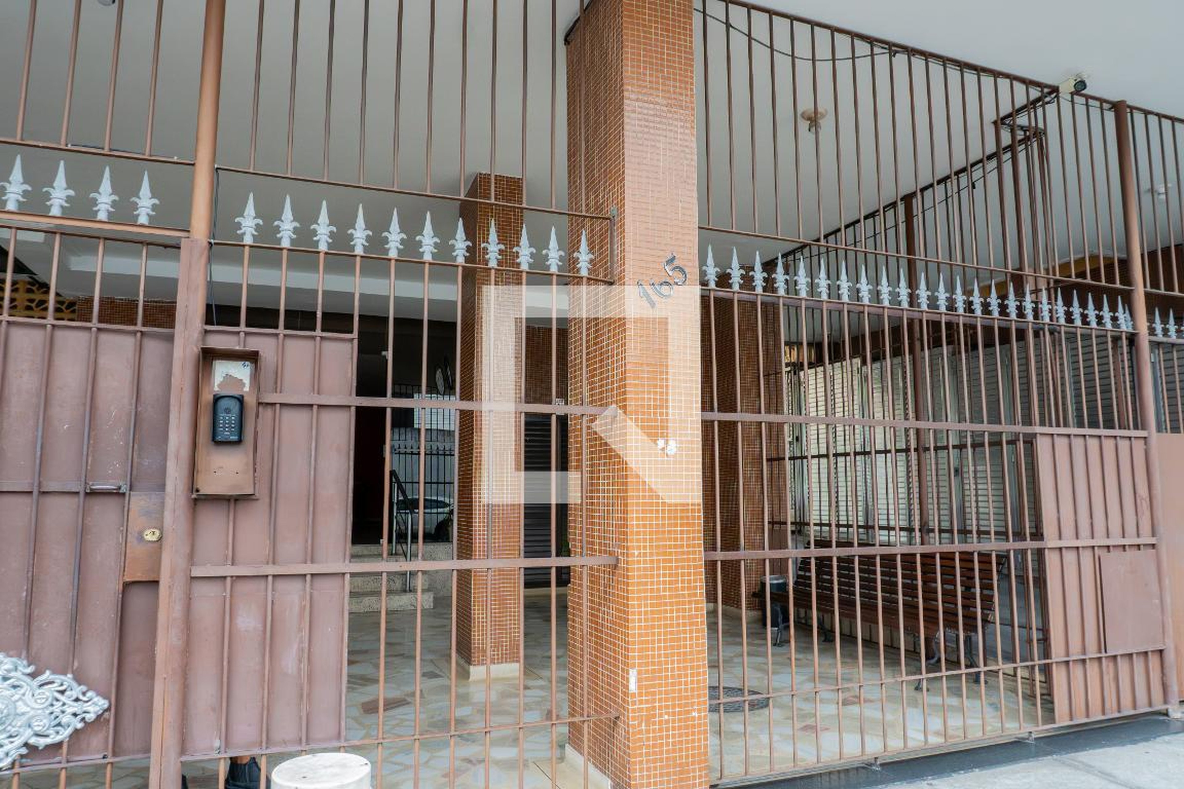 Fachada Condomínio Dona Romana