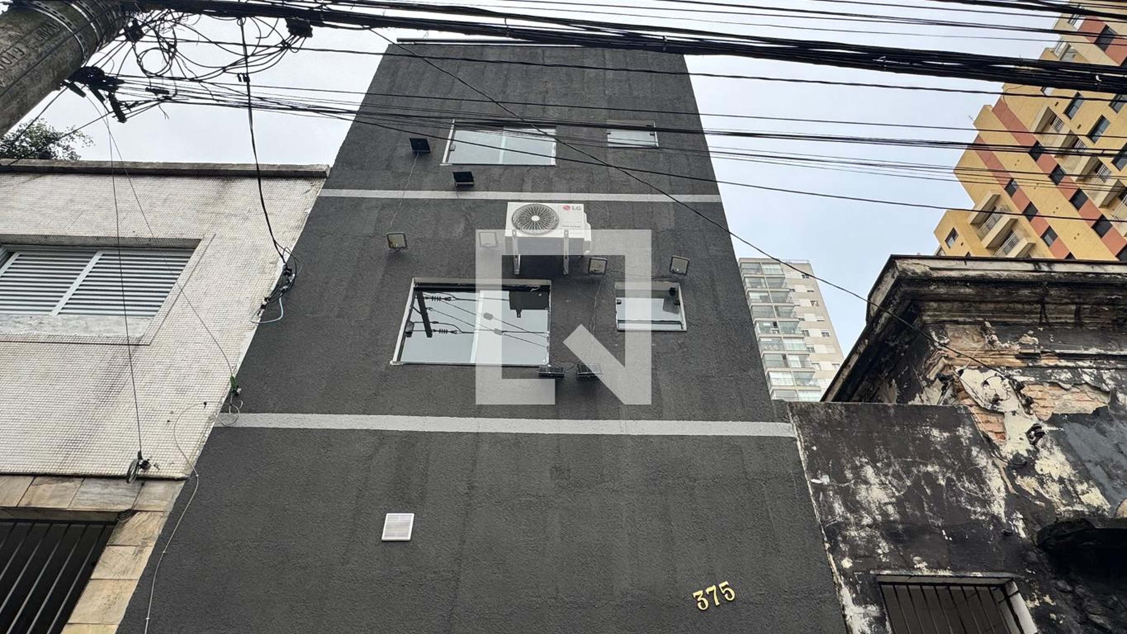 Fachada Condomínio em Rua Filipe Camarão, 375