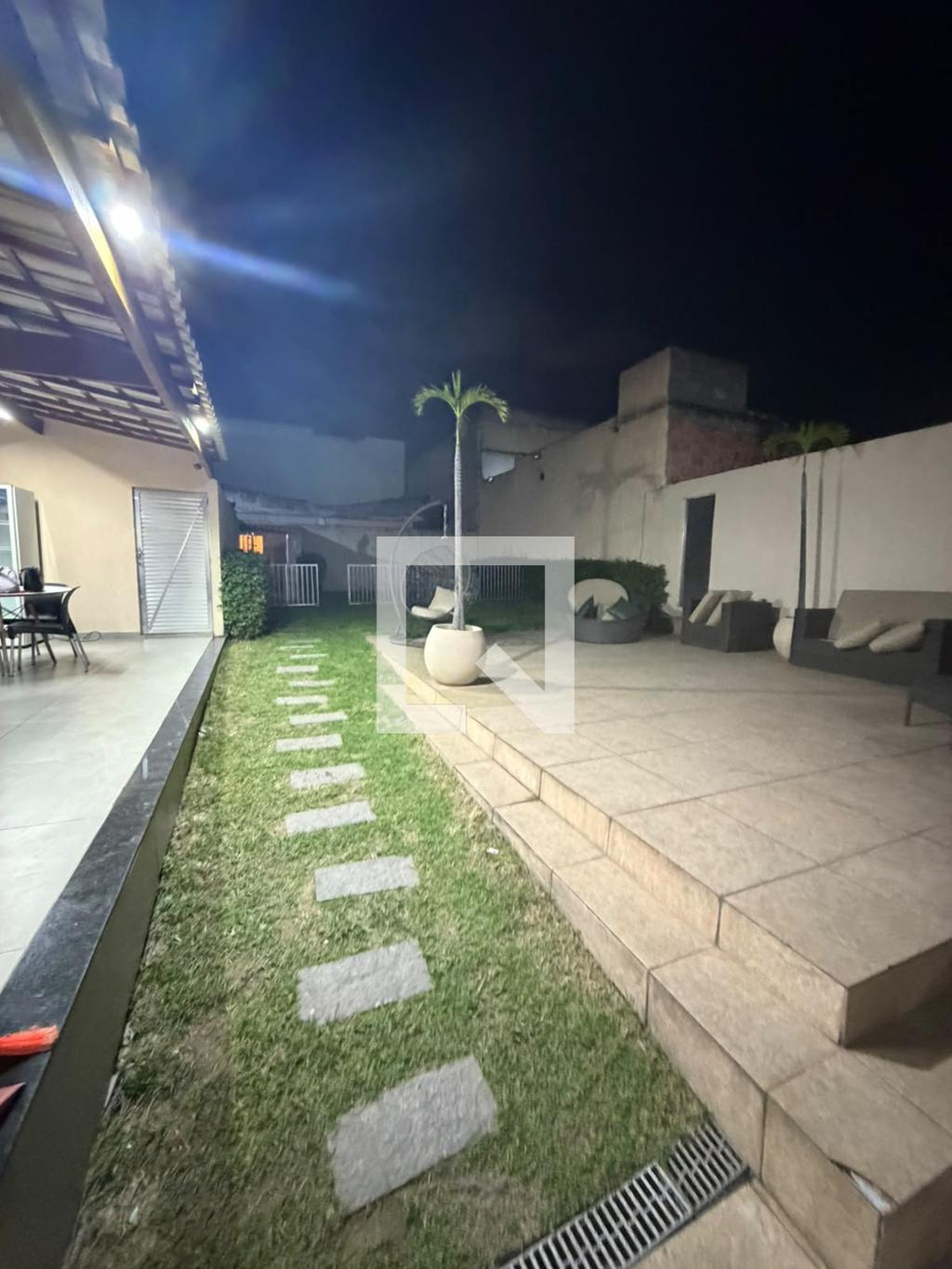 Área externa Condomínio em Rua Carlos Alves de Oliveira, 773