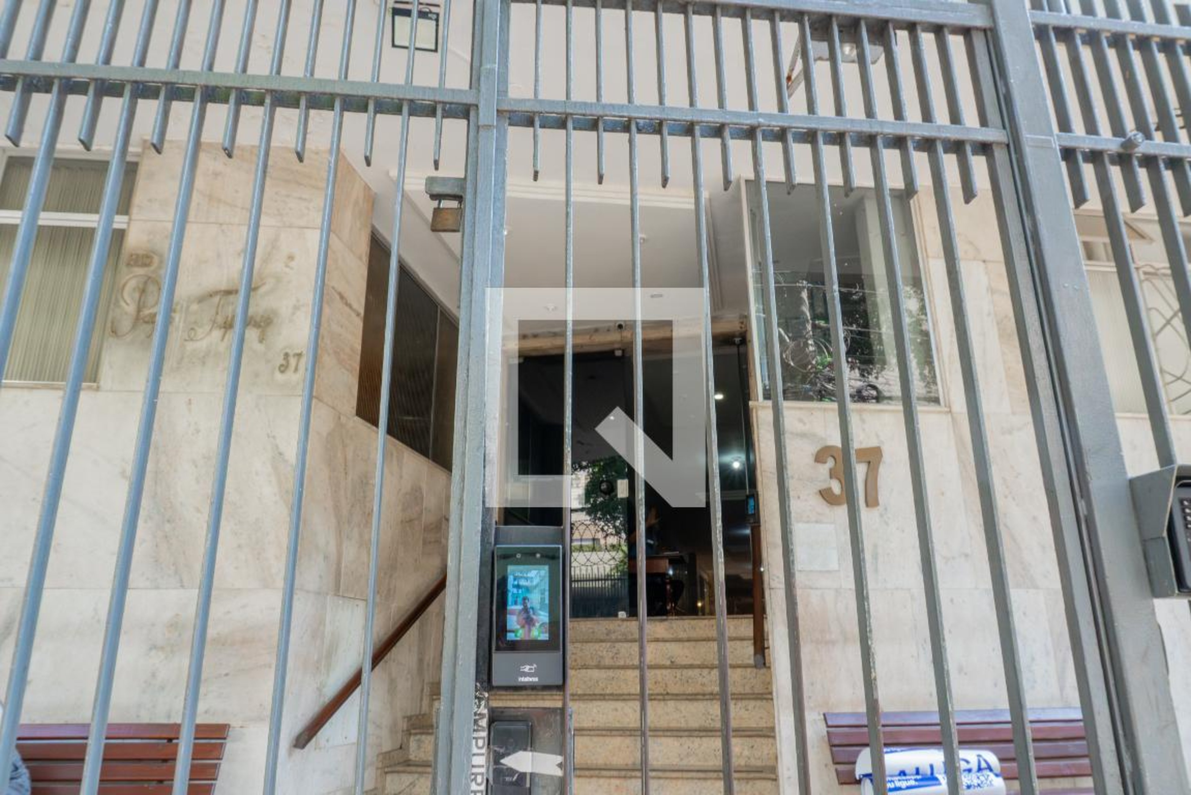 Fachada Condomínio Pagé Tipiry