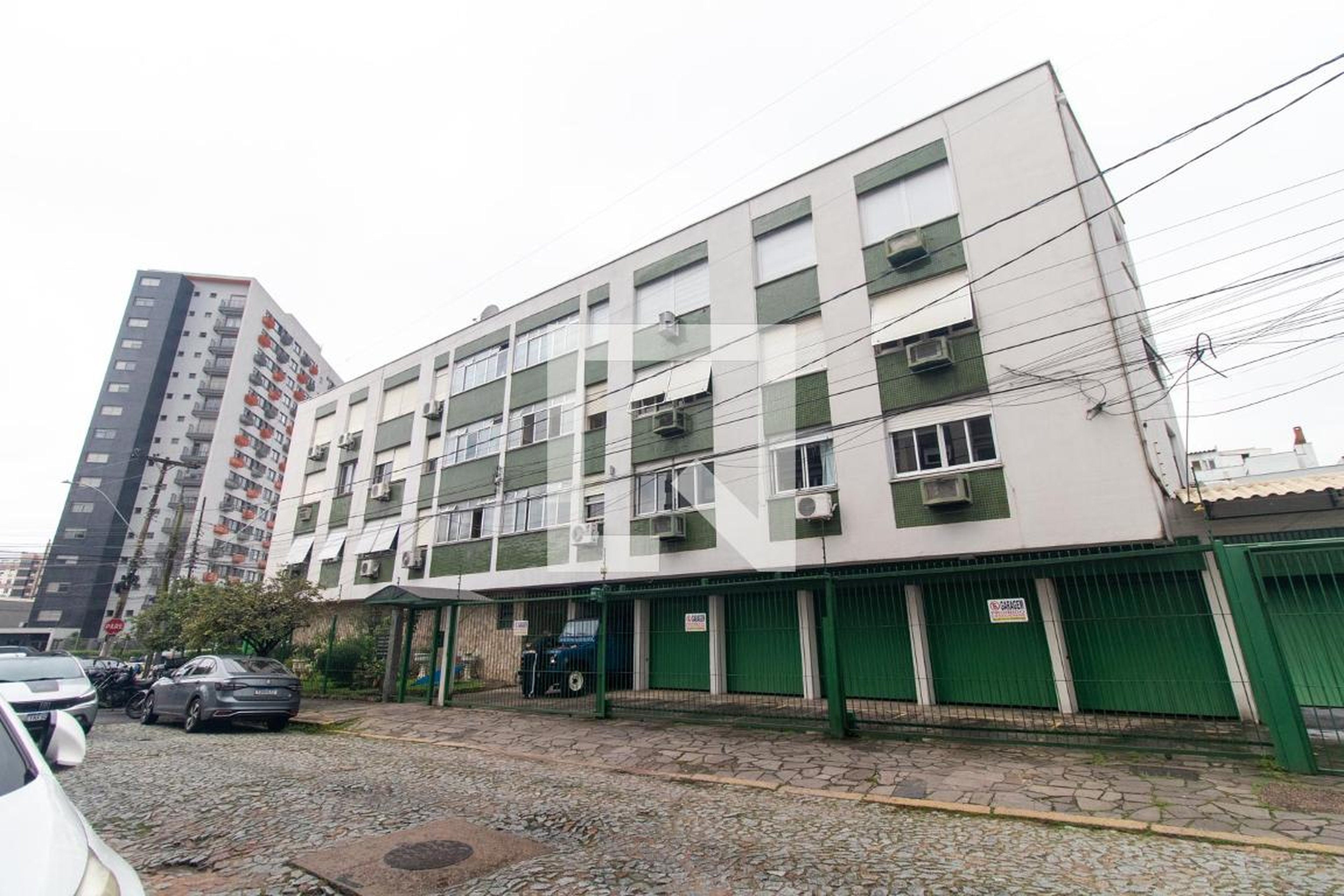Fachada Condomínio em Rua Onófre Píres, 20