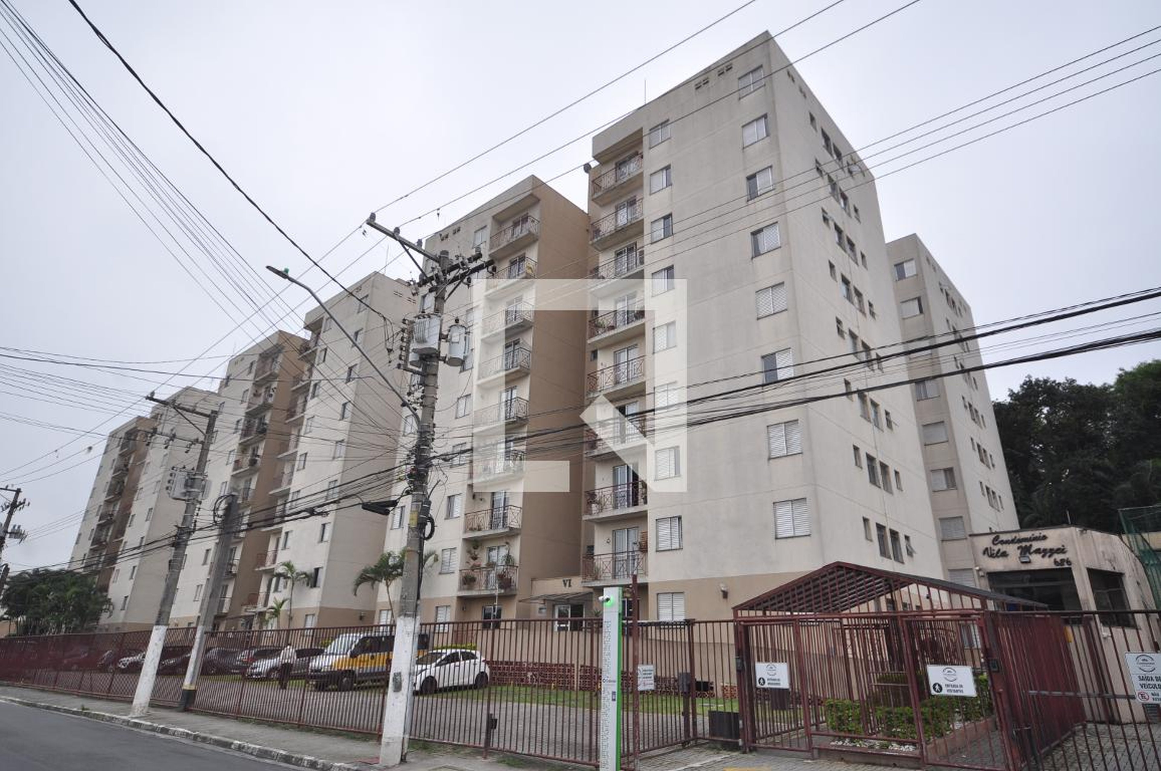 Fachada Condomínio em Avenida Mário Pernambuco, 656