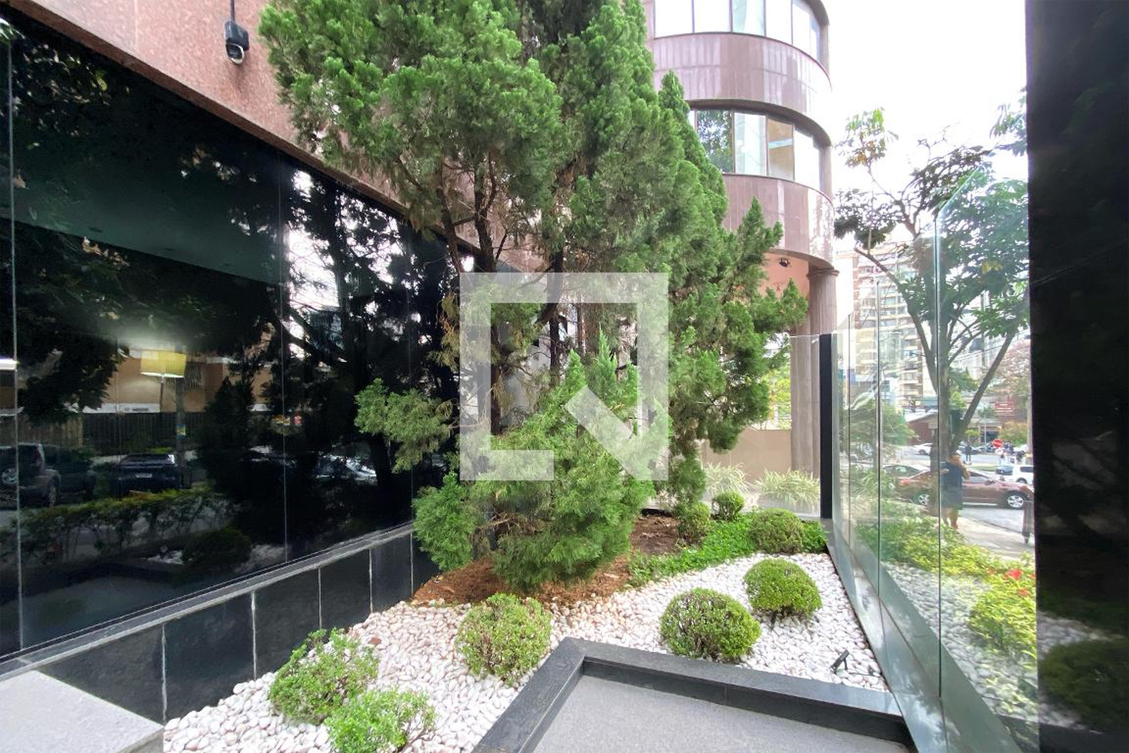 Fachada Edifício Ari Ferreira