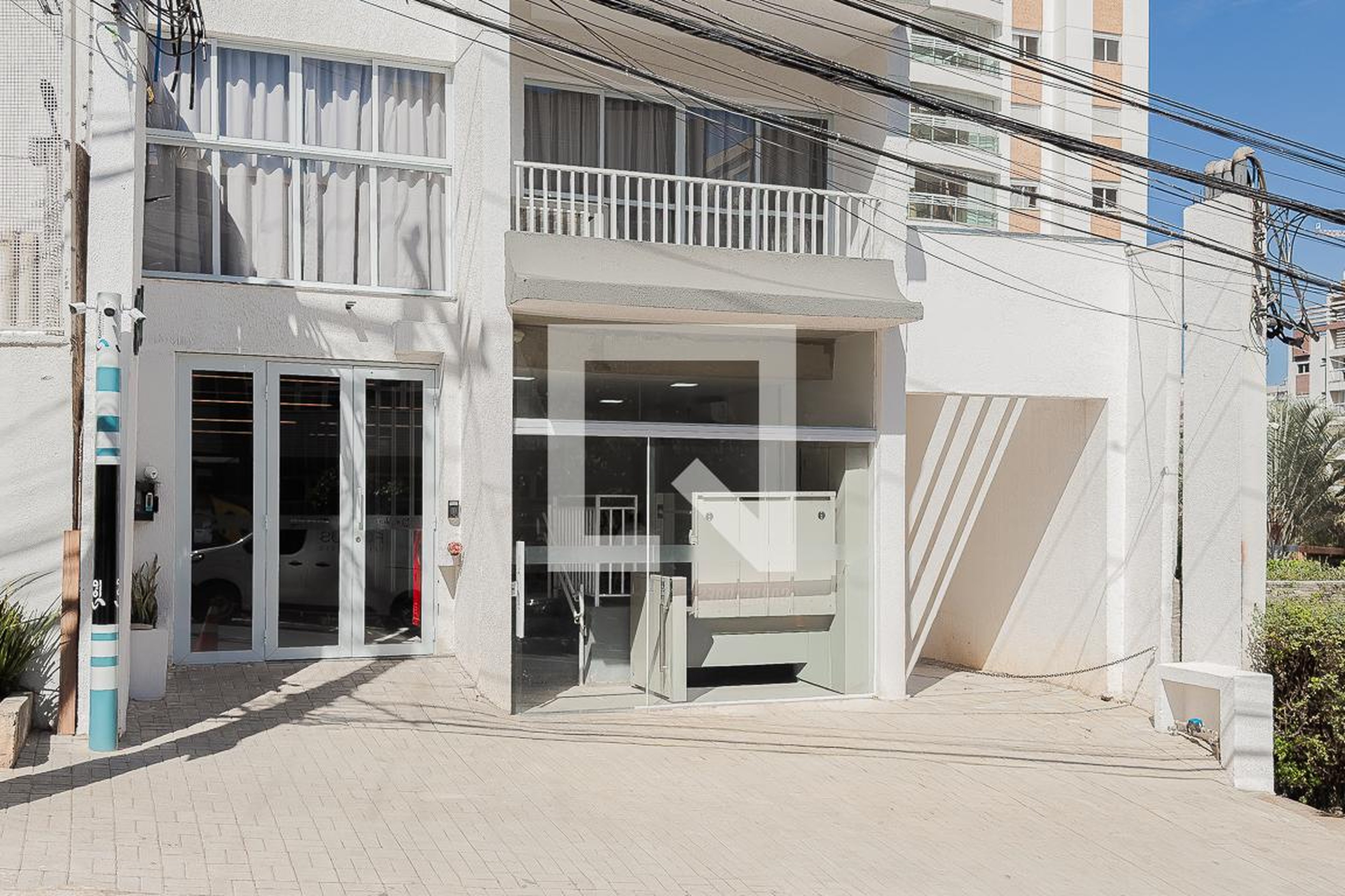 Fachada Condomínio em Rua Galeno de Almeida, 65