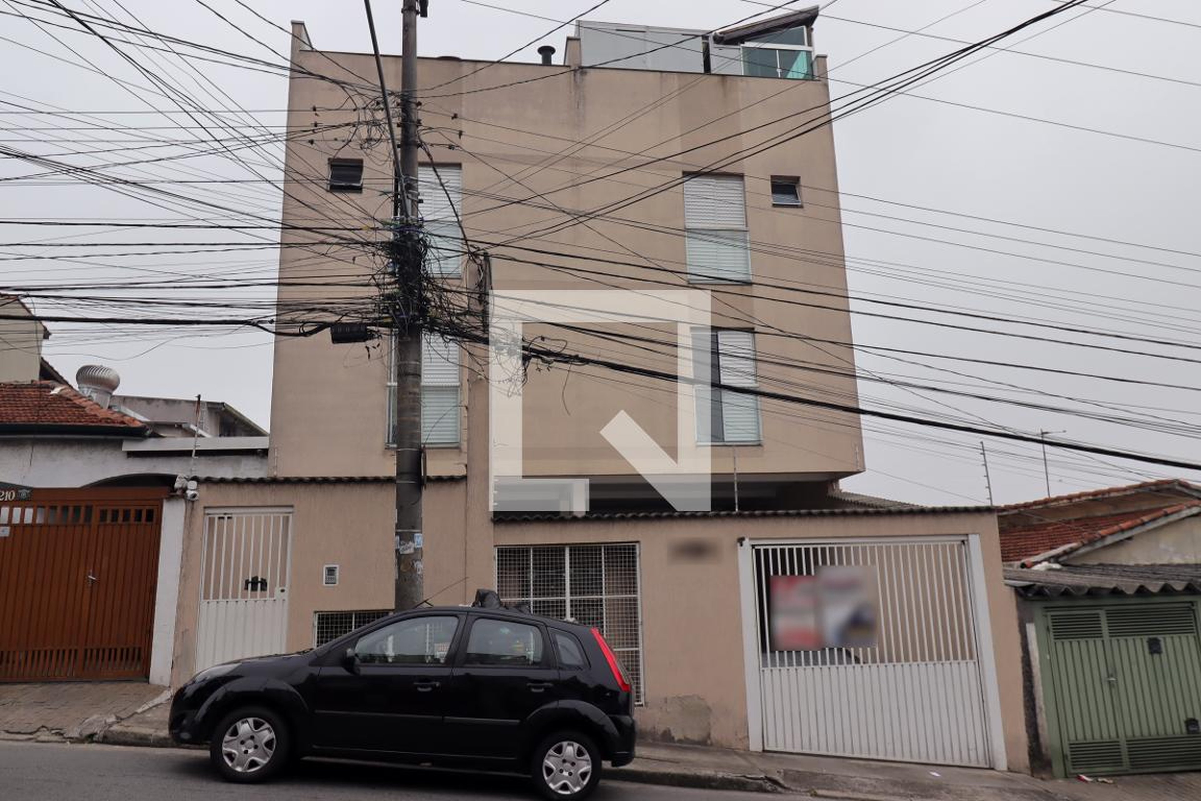 Fachada Condomínio em Rua Coréia, 200