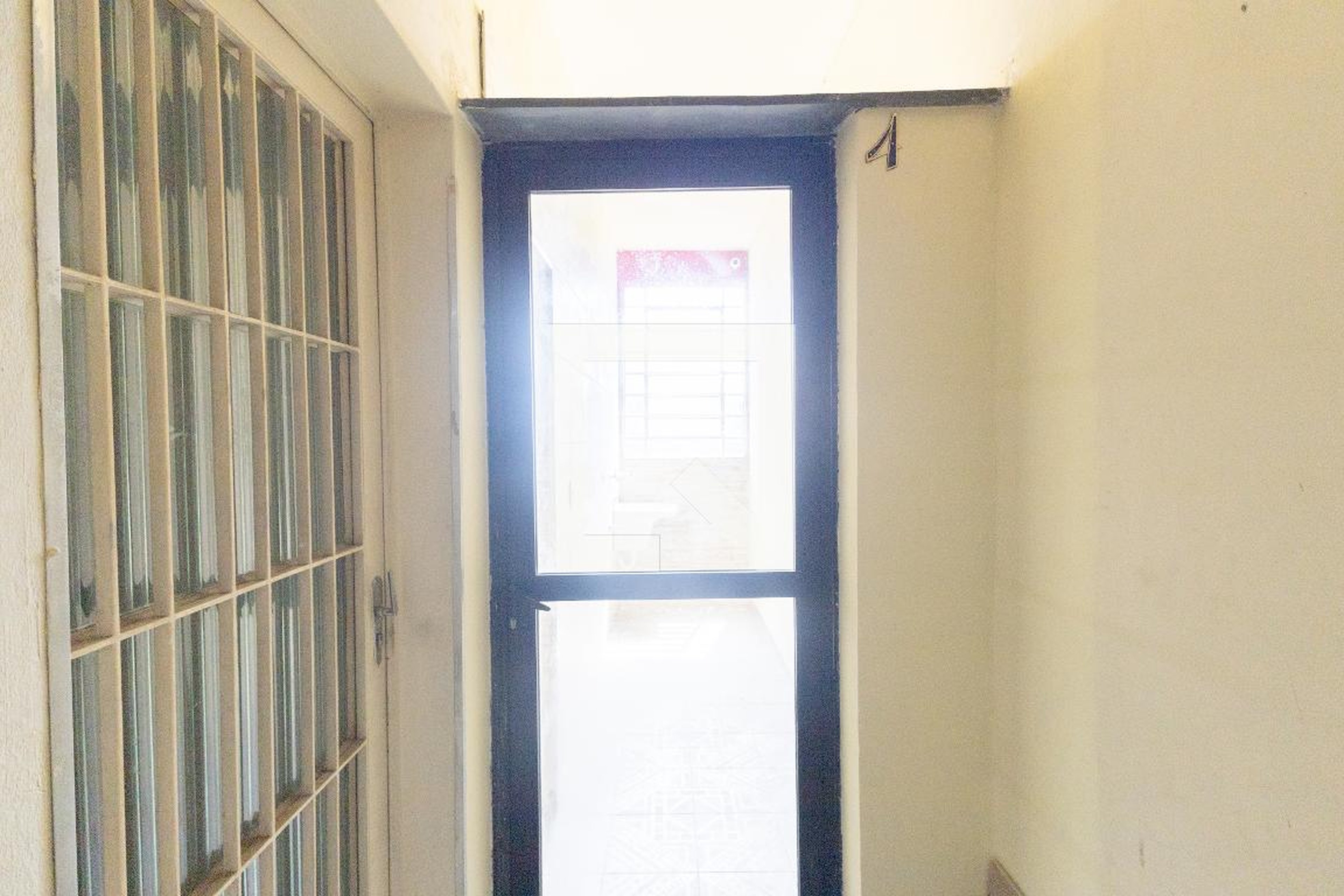Hall de entrada Condomínio em Rua Amambaí, 1116