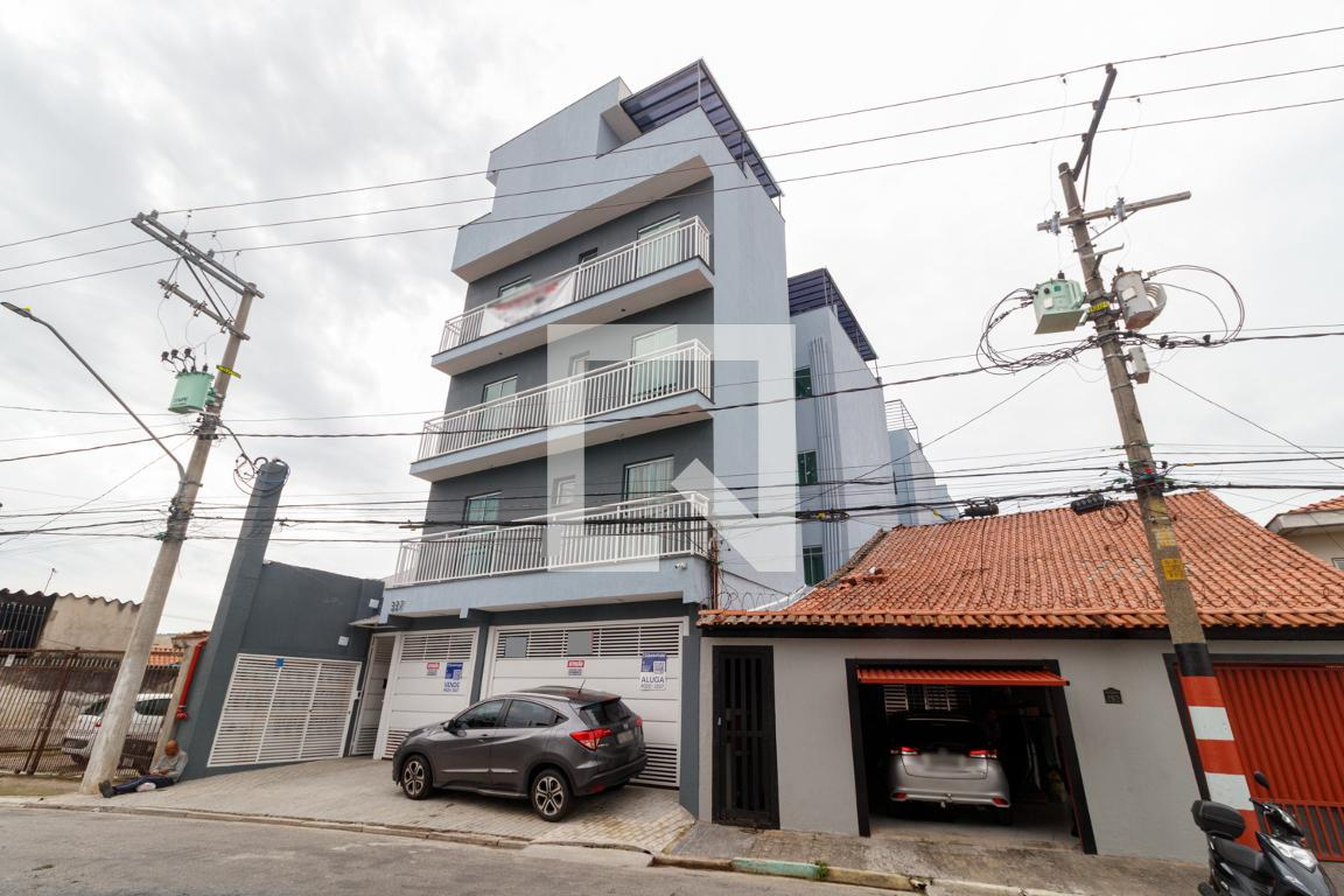 Fachada Condomínio em Rua das Gamboas, 337