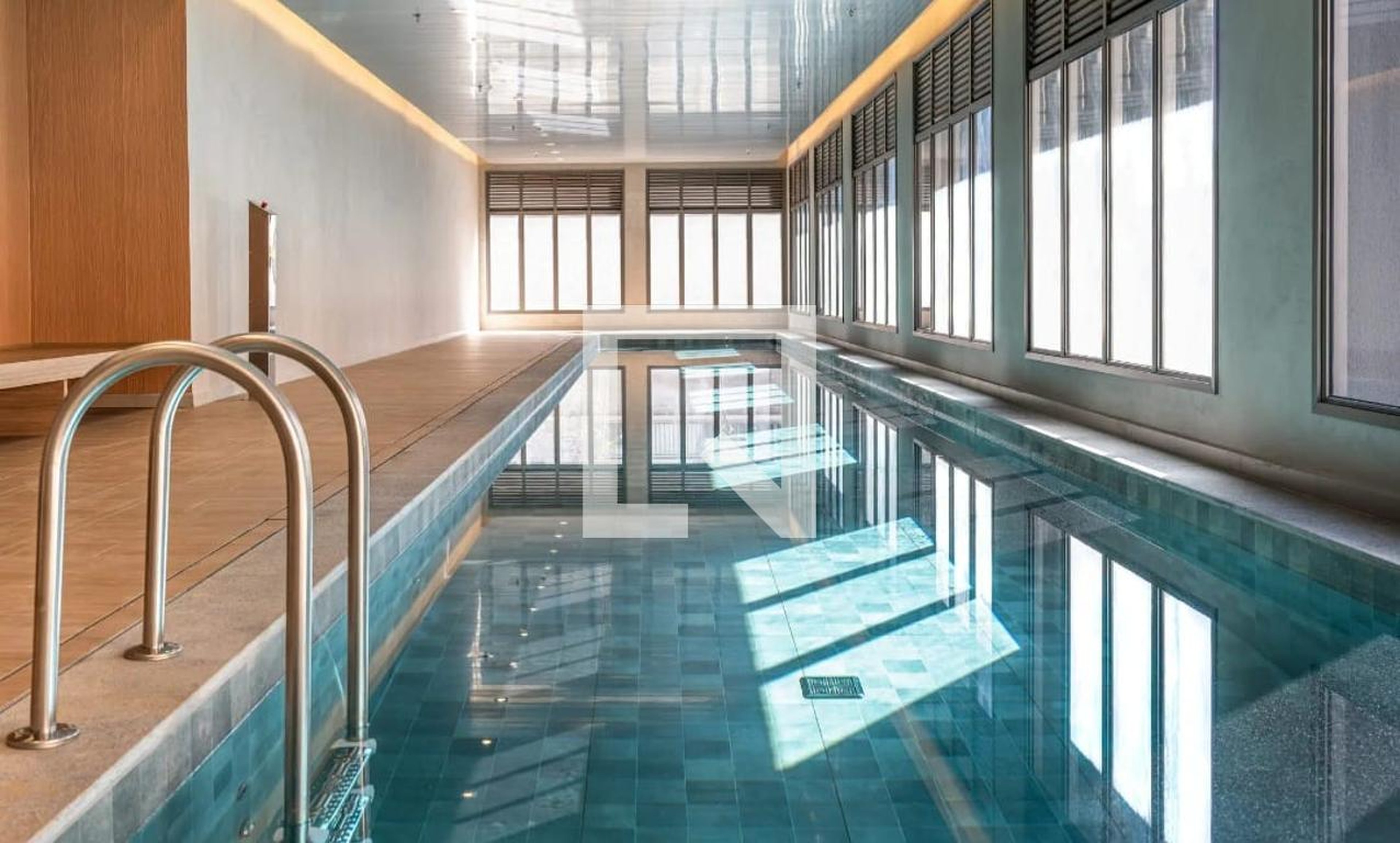 Piscina Coberta - Edifício Planalto