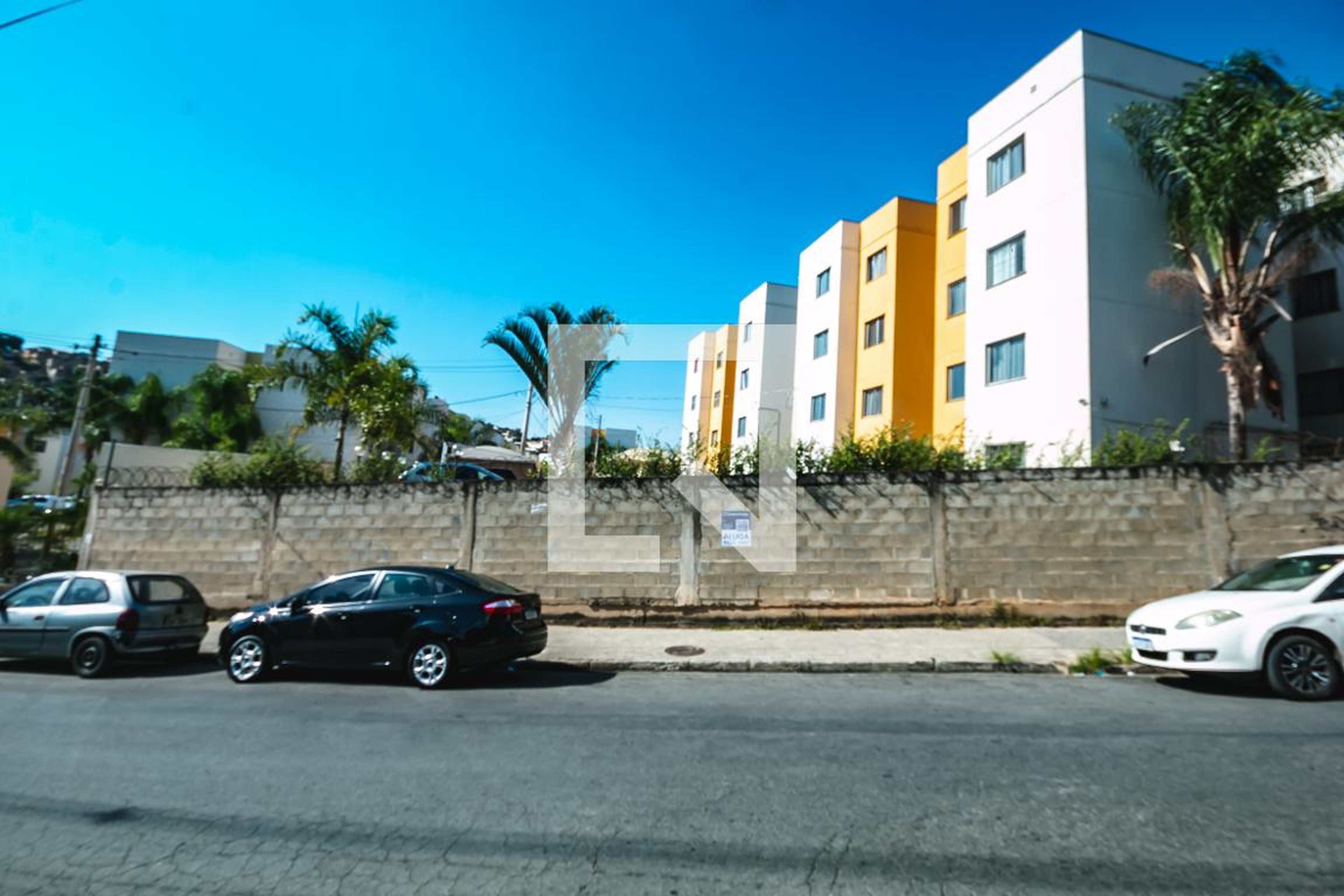 Fachada Residencial Monte Castelo