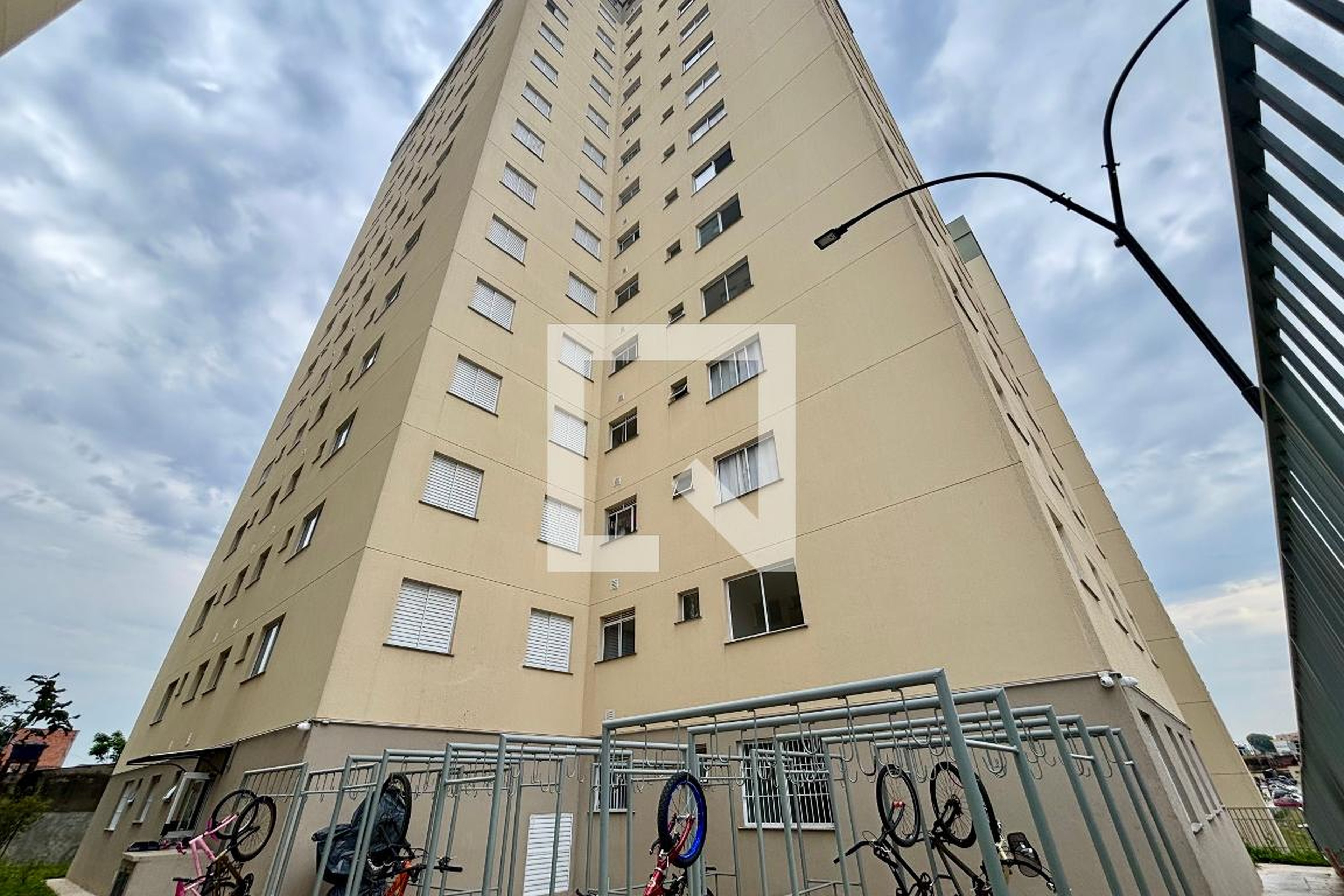 Fachada Condomínio em Rua Francisco de Soutomaior, 245