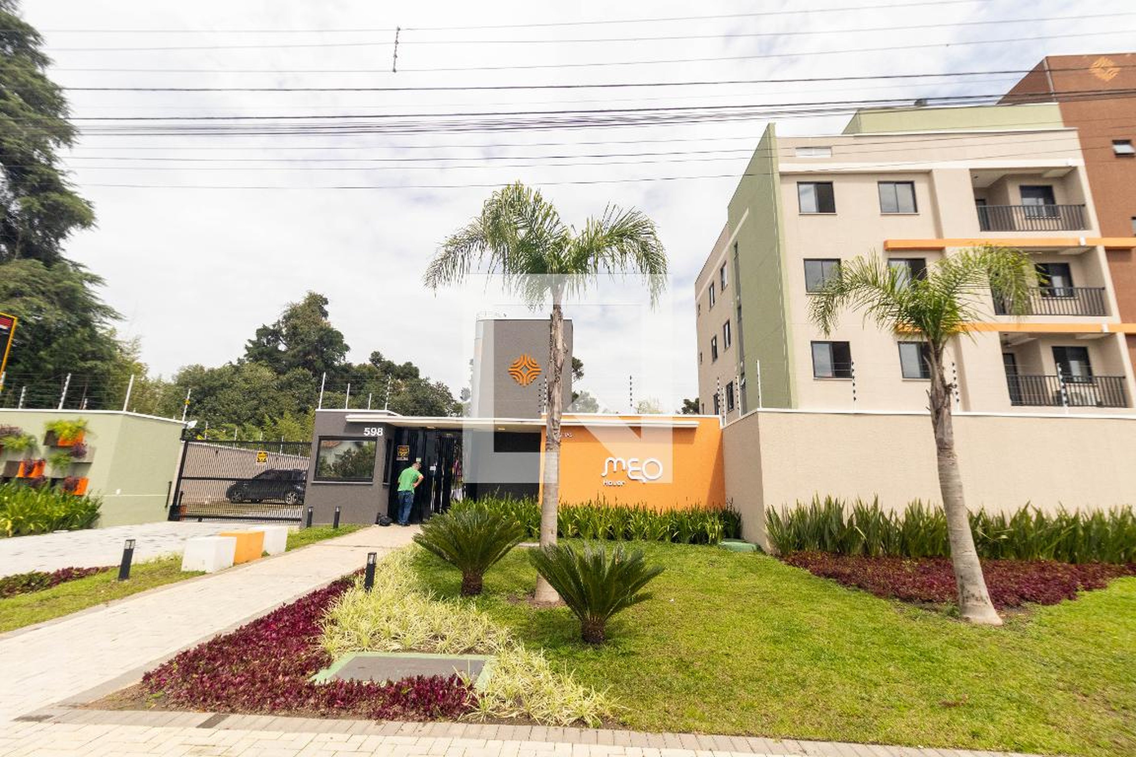 Fachada do Condominio Condomínio Meo Hauer